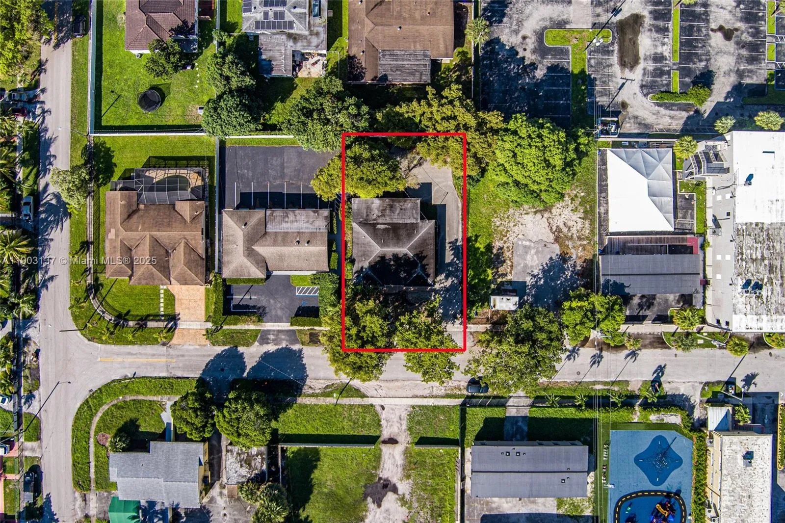 16190 Ne 11th Ct, North Miami Beach, Florida 33162, North Miami Beach, Florida 33162, ,Commercial Sale,For Sale,16190 Ne 11th Ct, North Miami Beach, Florida 33162,A11903137