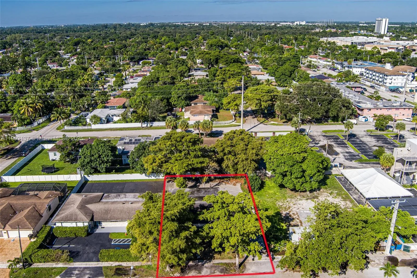 16190 Ne 11th Ct, North Miami Beach, Florida 33162, North Miami Beach, Florida 33162, ,Commercial Sale,For Sale,16190 Ne 11th Ct, North Miami Beach, Florida 33162,A11903137