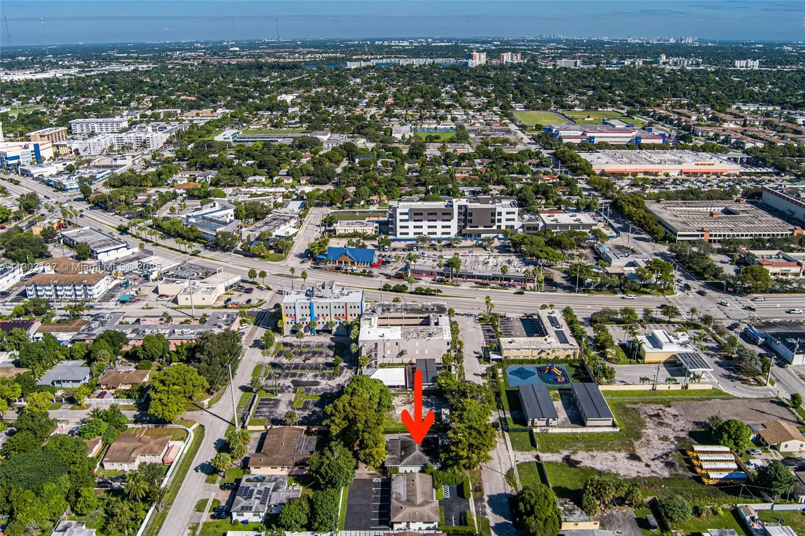 16190 Ne 11th Ct, North Miami Beach, Florida 33162, North Miami Beach, Florida 33162, ,Commercial Sale,For Sale,16190 Ne 11th Ct, North Miami Beach, Florida 33162,A11903137