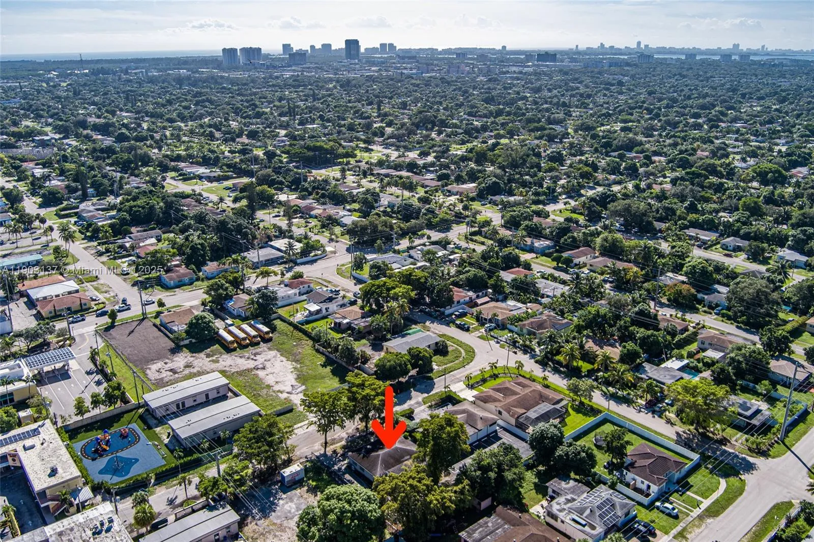 16190 Ne 11th Ct, North Miami Beach, Florida 33162, North Miami Beach, Florida 33162, ,Commercial Sale,For Sale,16190 Ne 11th Ct, North Miami Beach, Florida 33162,A11903137