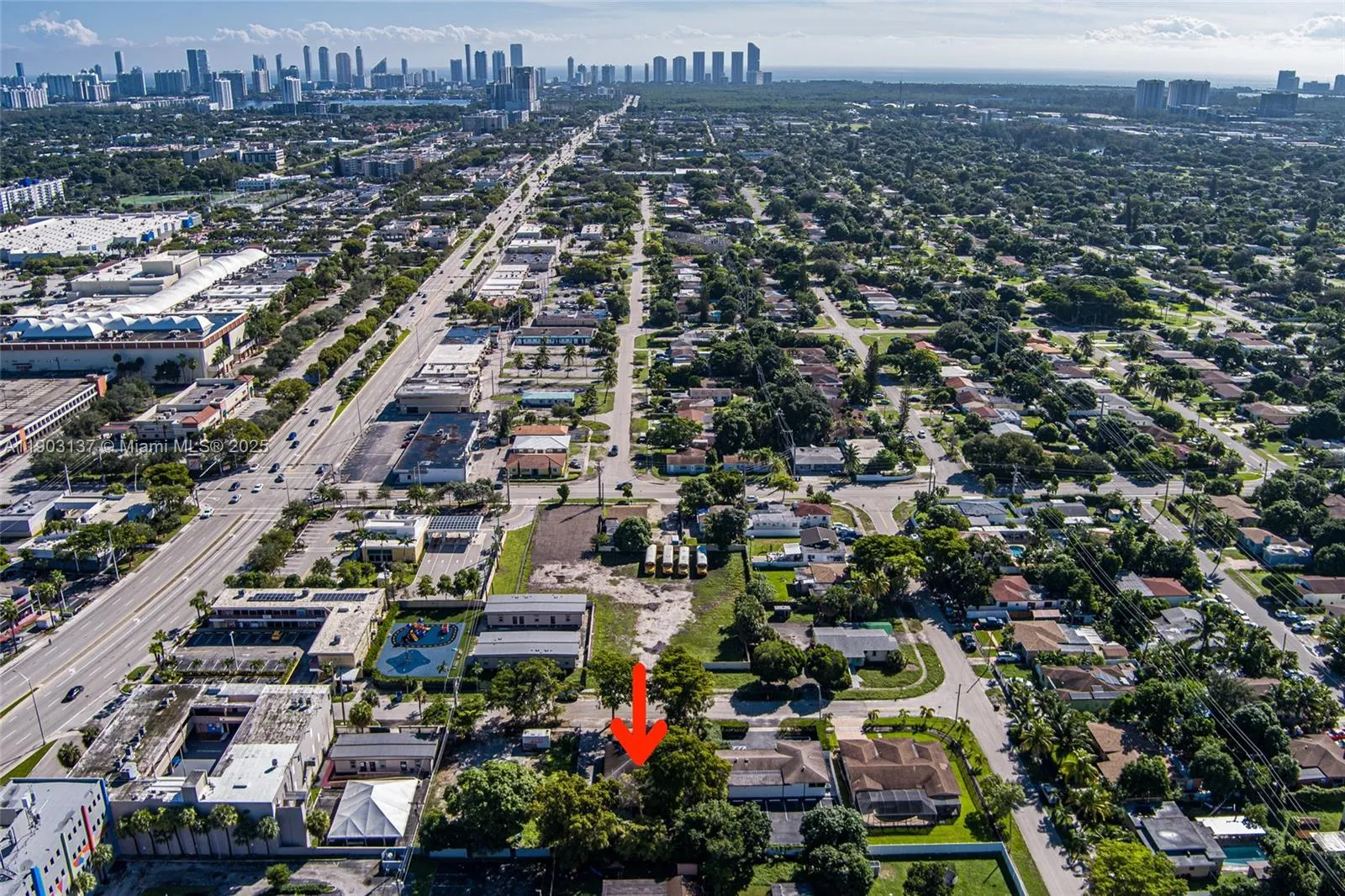 16190 Ne 11th Ct, North Miami Beach, Florida 33162, North Miami Beach, Florida 33162, ,Commercial Sale,For Sale,16190 Ne 11th Ct, North Miami Beach, Florida 33162,A11903137