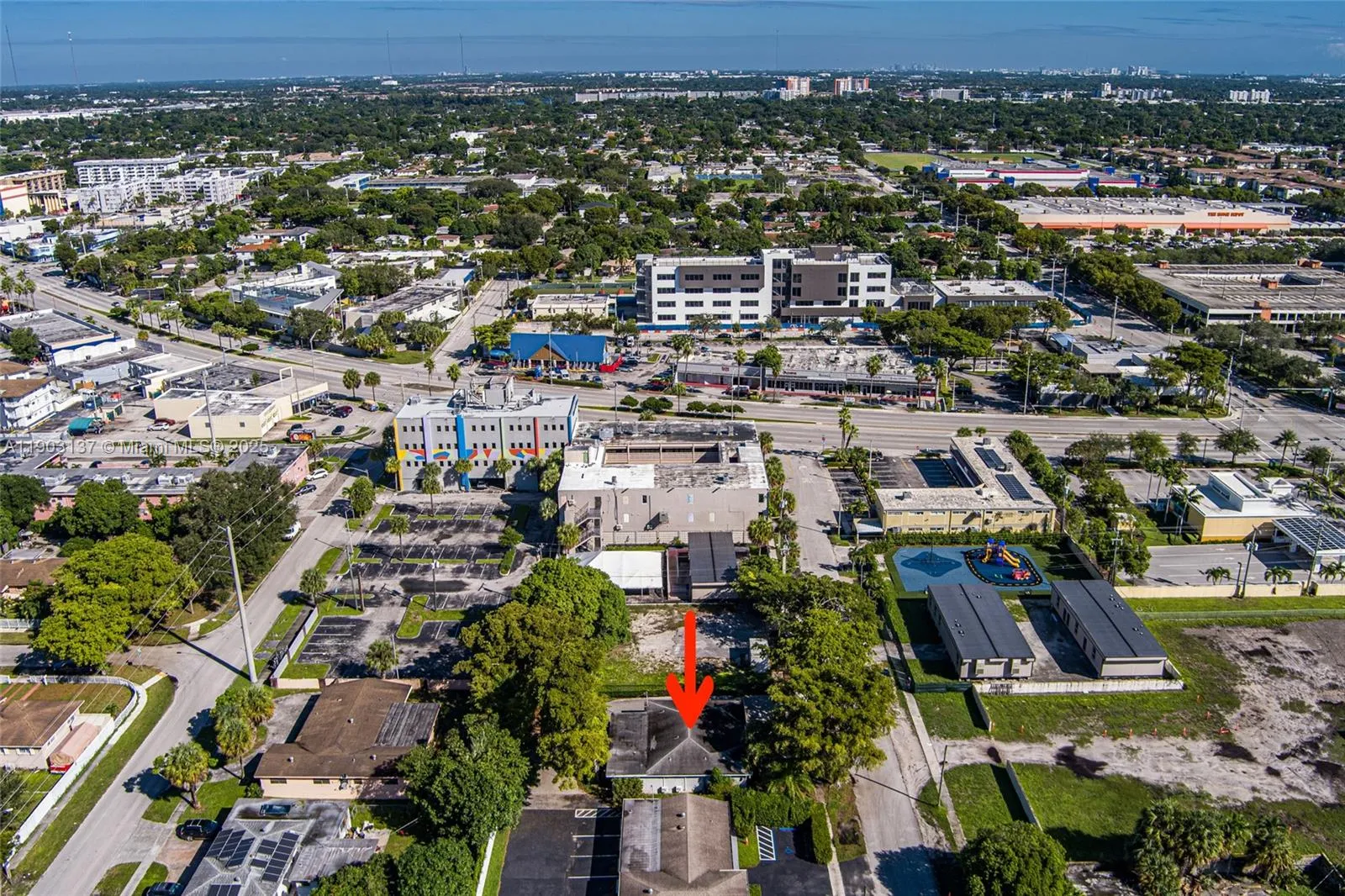 16190 Ne 11th Ct, North Miami Beach, Florida 33162, North Miami Beach, Florida 33162, ,Commercial Sale,For Sale,16190 Ne 11th Ct, North Miami Beach, Florida 33162,A11903137