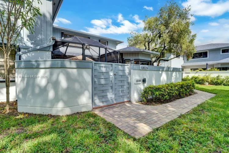 10026 Nw 52nd Ter, Doral, Florida 33178, Doral, Florida 33178, 3 Bedrooms Bedrooms, ,3 BathroomsBathrooms,Residential,For Sale,10026 Nw 52nd Ter, Doral, Florida 33178,A11902370