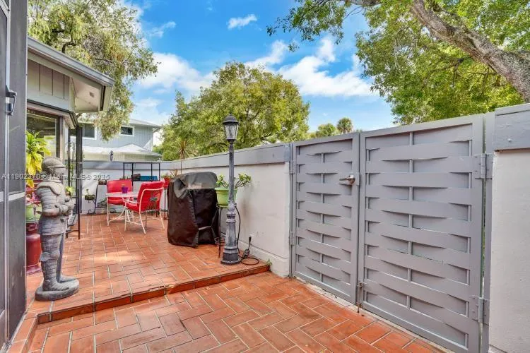 10026 Nw 52nd Ter, Doral, Florida 33178, Doral, Florida 33178, 3 Bedrooms Bedrooms, ,3 BathroomsBathrooms,Residential,For Sale,10026 Nw 52nd Ter, Doral, Florida 33178,A11902370