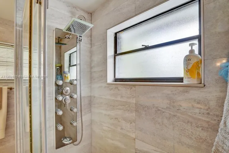 10026 Nw 52nd Ter, Doral, Florida 33178, Doral, Florida 33178, 3 Bedrooms Bedrooms, ,3 BathroomsBathrooms,Residential,For Sale,10026 Nw 52nd Ter, Doral, Florida 33178,A11902370