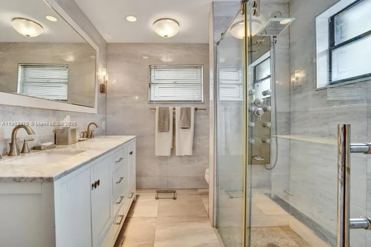 10026 Nw 52nd Ter, Doral, Florida 33178, Doral, Florida 33178, 3 Bedrooms Bedrooms, ,3 BathroomsBathrooms,Residential,For Sale,10026 Nw 52nd Ter, Doral, Florida 33178,A11902370