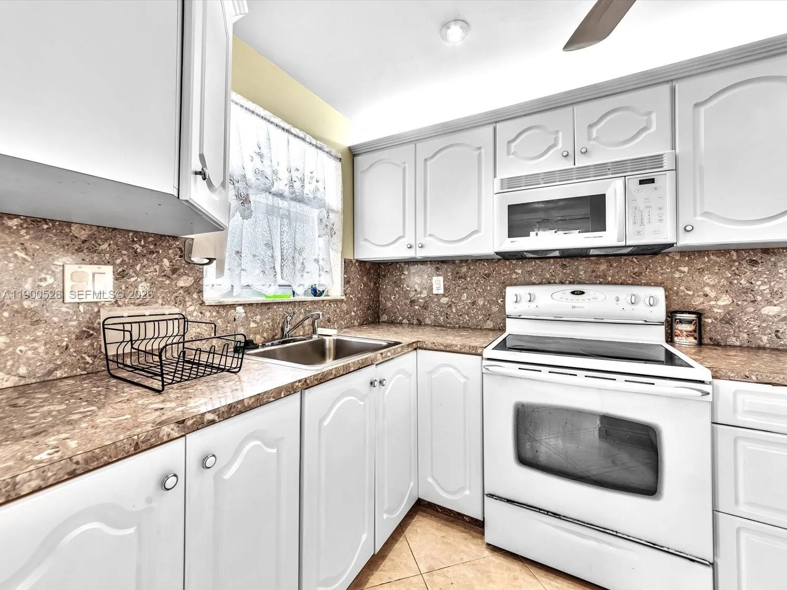 8465 Sunrise Lakes Blvd 212, Sunrise, Florida 3332, Sunrise, Florida 33322, 2 Bedrooms Bedrooms, ,2 BathroomsBathrooms,Residential,For Sale,8465 Sunrise Lakes Blvd 212, Sunrise, Florida 3332,A11900526