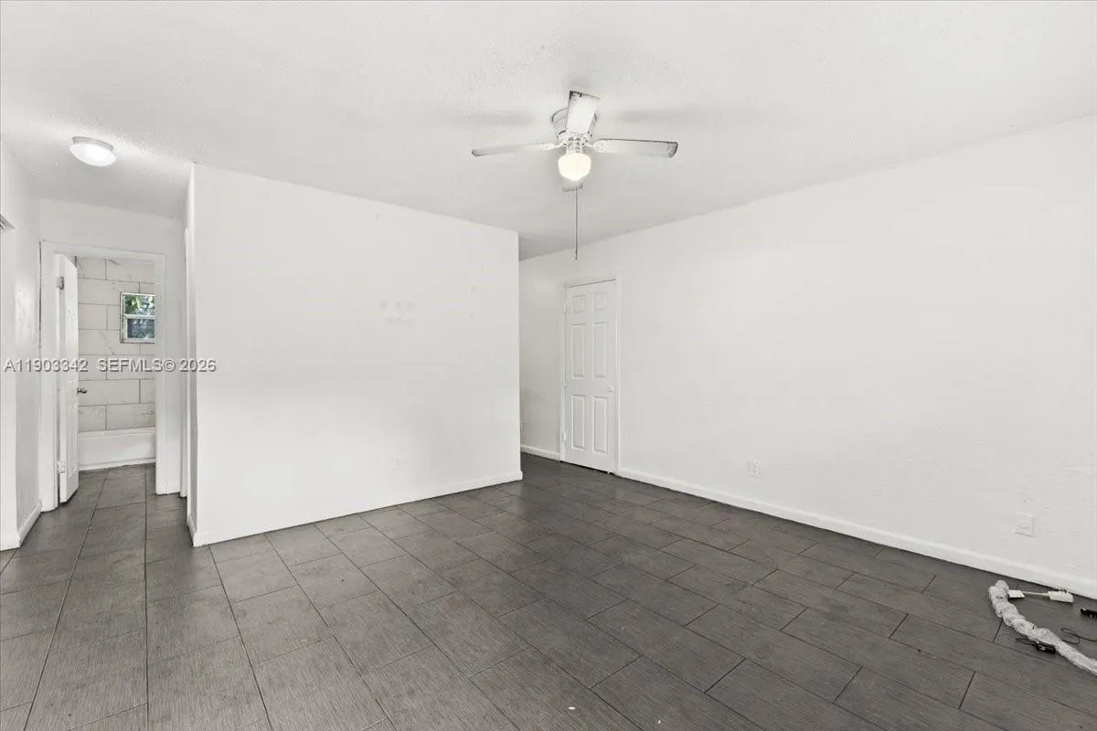 2142 Nw 8th St, Fort Lauderdale, Florida 33311, Fort Lauderdale, Florida 33311, ,Residential Income,For Sale,2142 Nw 8th St, Fort Lauderdale, Florida 33311,A11903342