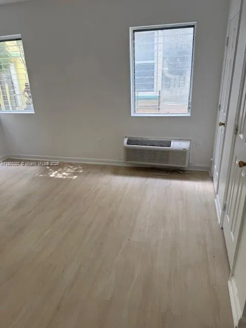 1027 Euclid Ave 5, Miami Beach, Florida 33139, Miami Beach, Florida 33139, ,1 BathroomBathrooms,Residential,For Sale,1027 Euclid Ave 5, Miami Beach, Florida 33139,A11903387