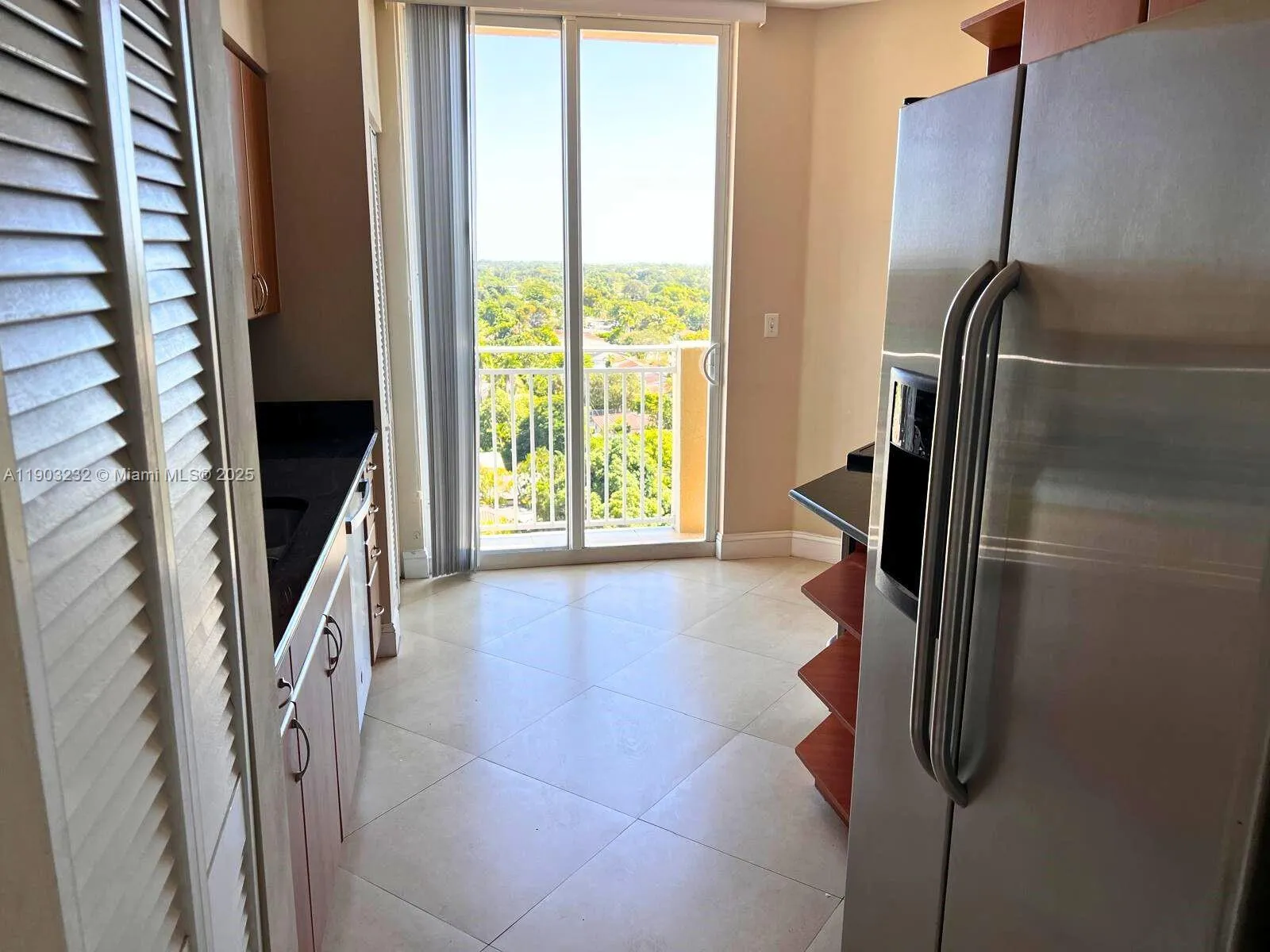 2425 Sw 27th Ave 1004, Miami, Florida 33145, Miami, Florida 33145, 2 Bedrooms Bedrooms, ,2 BathroomsBathrooms,Residential Lease,For Rent,2425 Sw 27th Ave 1004, Miami, Florida 33145,A11903232