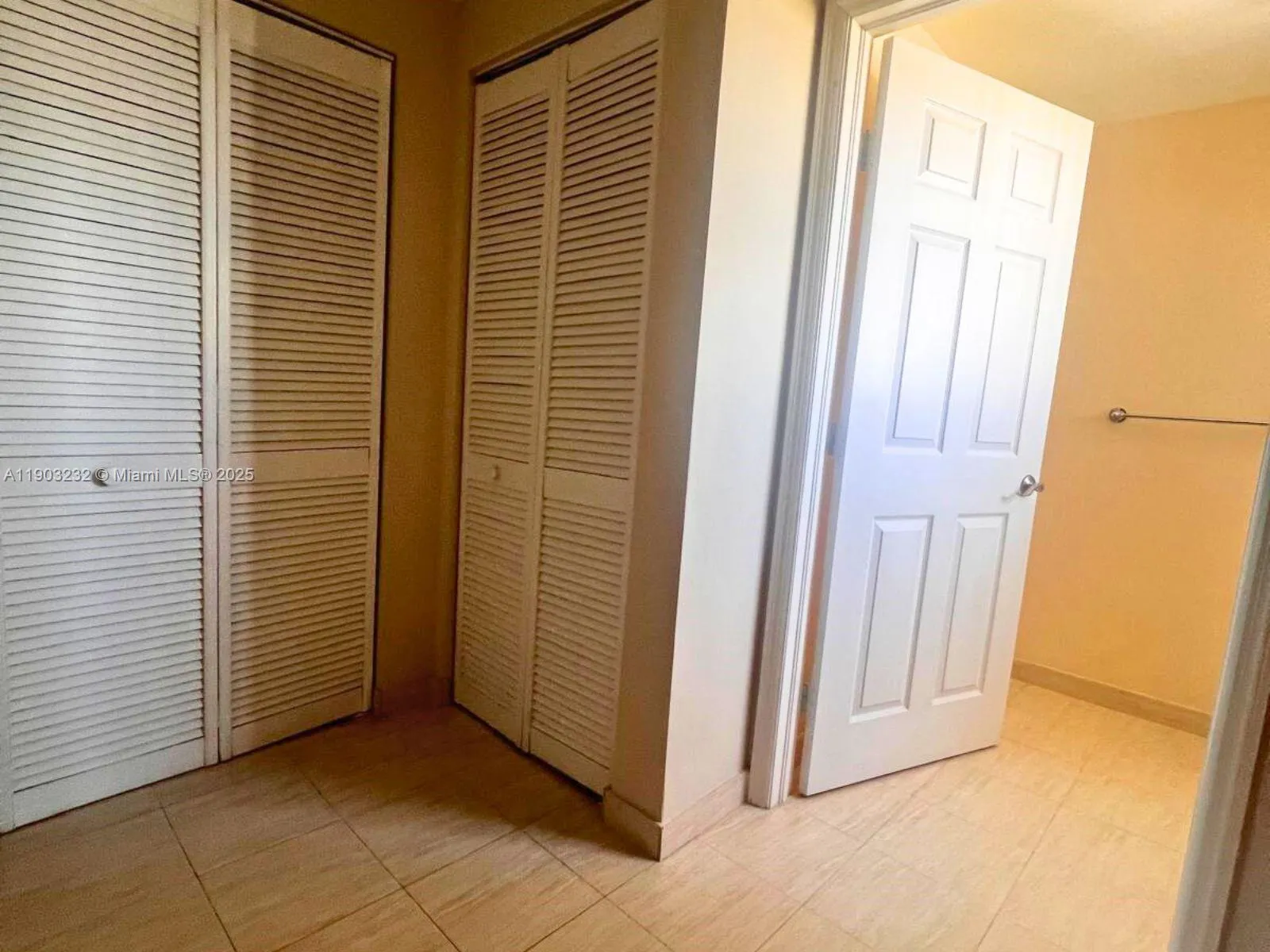2425 Sw 27th Ave 1004, Miami, Florida 33145, Miami, Florida 33145, 2 Bedrooms Bedrooms, ,2 BathroomsBathrooms,Residential Lease,For Rent,2425 Sw 27th Ave 1004, Miami, Florida 33145,A11903232