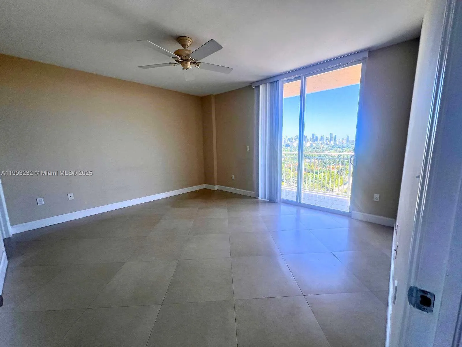 2425 Sw 27th Ave 1004, Miami, Florida 33145, Miami, Florida 33145, 2 Bedrooms Bedrooms, ,2 BathroomsBathrooms,Residential Lease,For Rent,2425 Sw 27th Ave 1004, Miami, Florida 33145,A11903232
