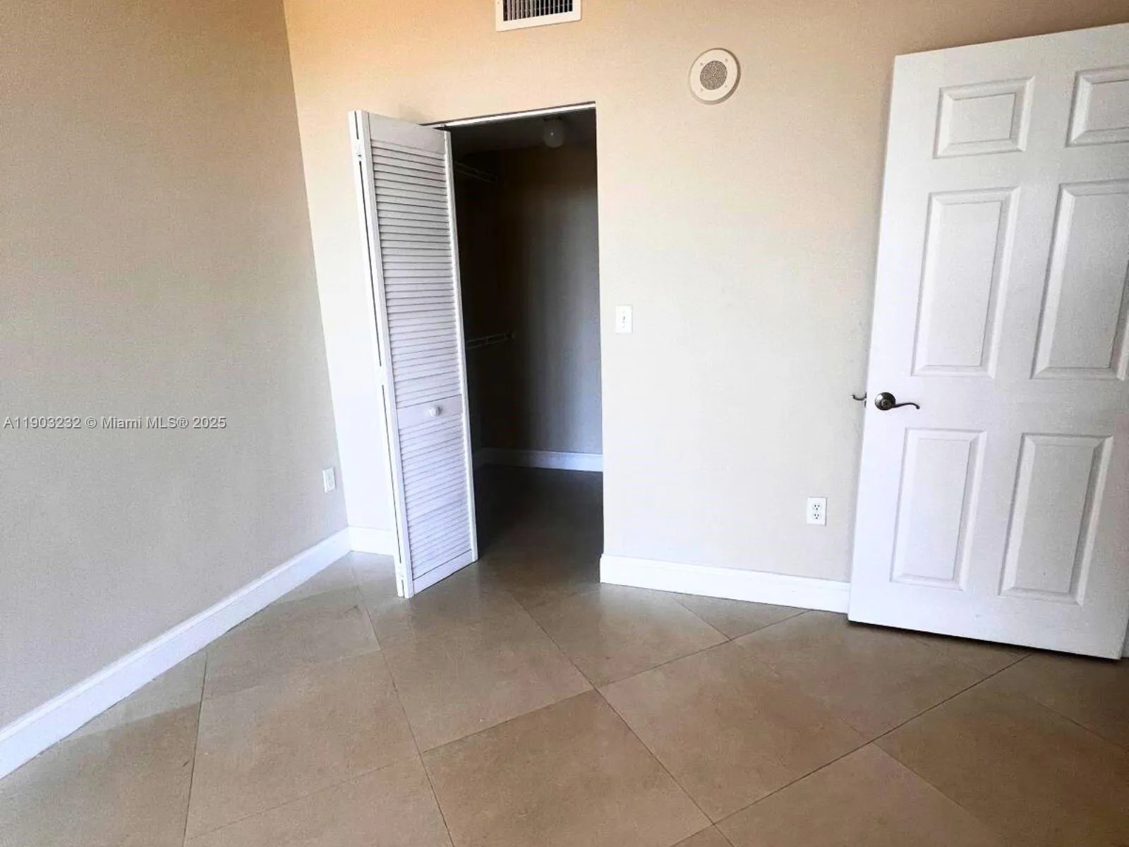 2425 Sw 27th Ave 1004, Miami, Florida 33145, Miami, Florida 33145, 2 Bedrooms Bedrooms, ,2 BathroomsBathrooms,Residential Lease,For Rent,2425 Sw 27th Ave 1004, Miami, Florida 33145,A11903232