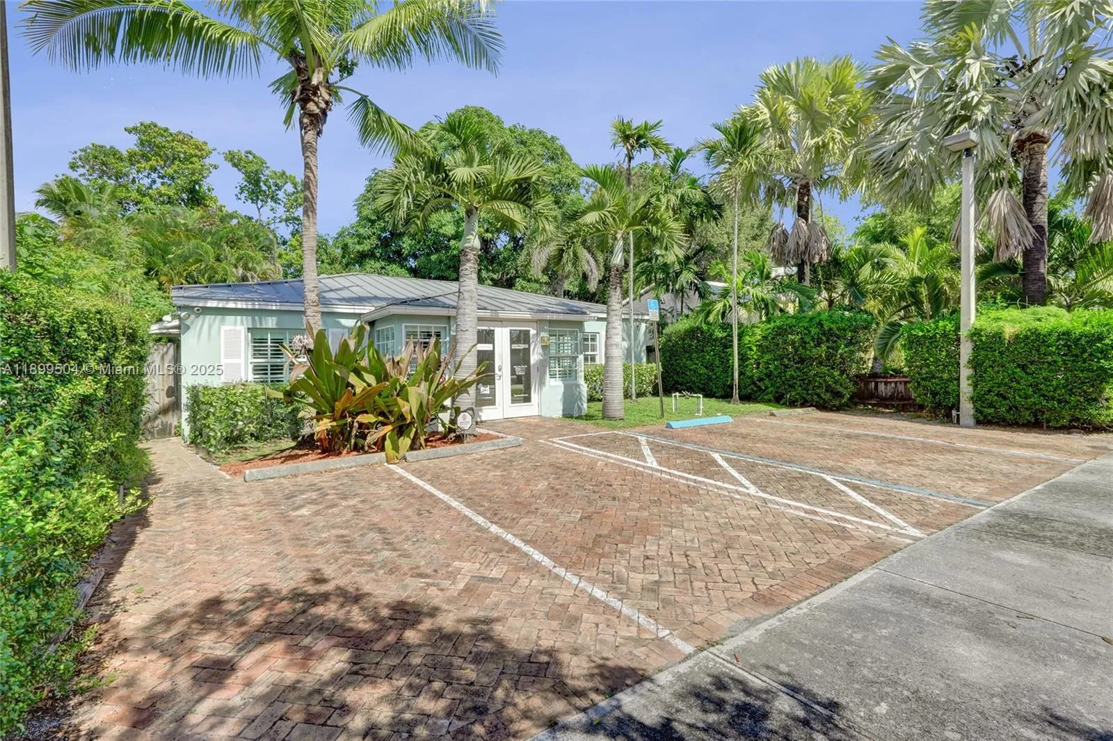 423 Se 19th St, Fort Lauderdale, Florida 33316, Fort Lauderdale, Florida 33316, ,Commercial Sale,For Sale,423 Se 19th St, Fort Lauderdale, Florida 33316,A11899504