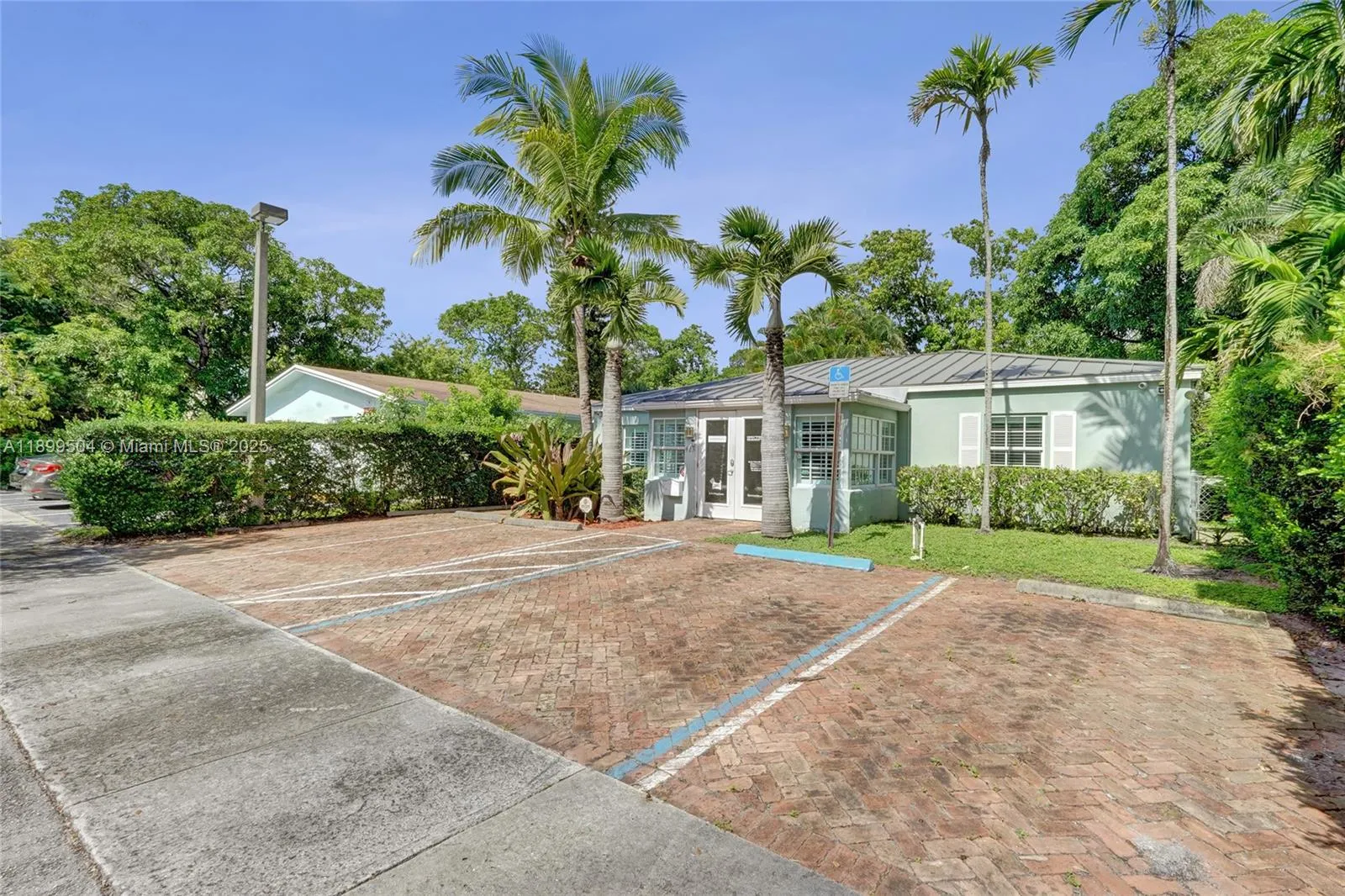 423 Se 19th St, Fort Lauderdale, Florida 33316, Fort Lauderdale, Florida 33316, ,Commercial Sale,For Sale,423 Se 19th St, Fort Lauderdale, Florida 33316,A11899504