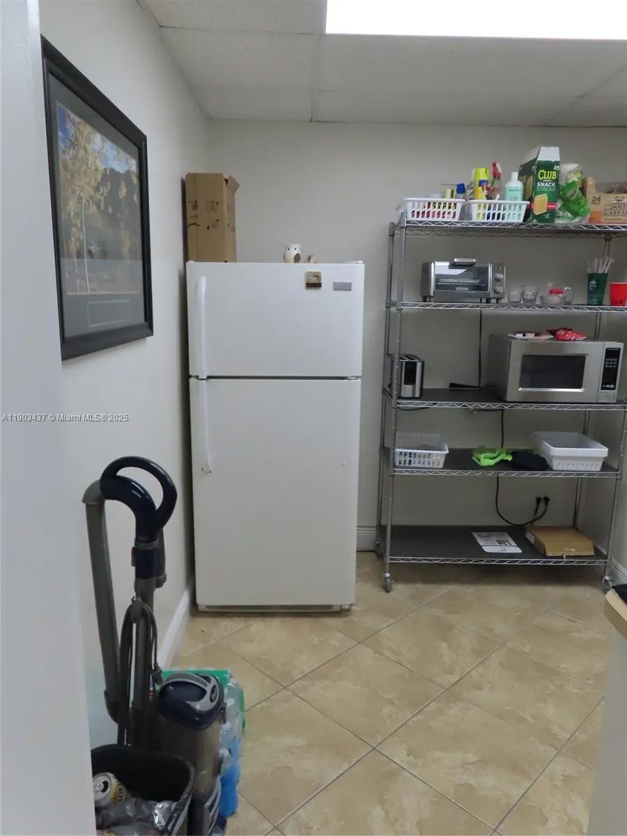 6390 Nw 97th Ave 10, Doral, Florida 33178, Doral, Florida 33178, ,Commercial Lease,For Rent,6390 Nw 97th Ave 10, Doral, Florida 33178,A11903437