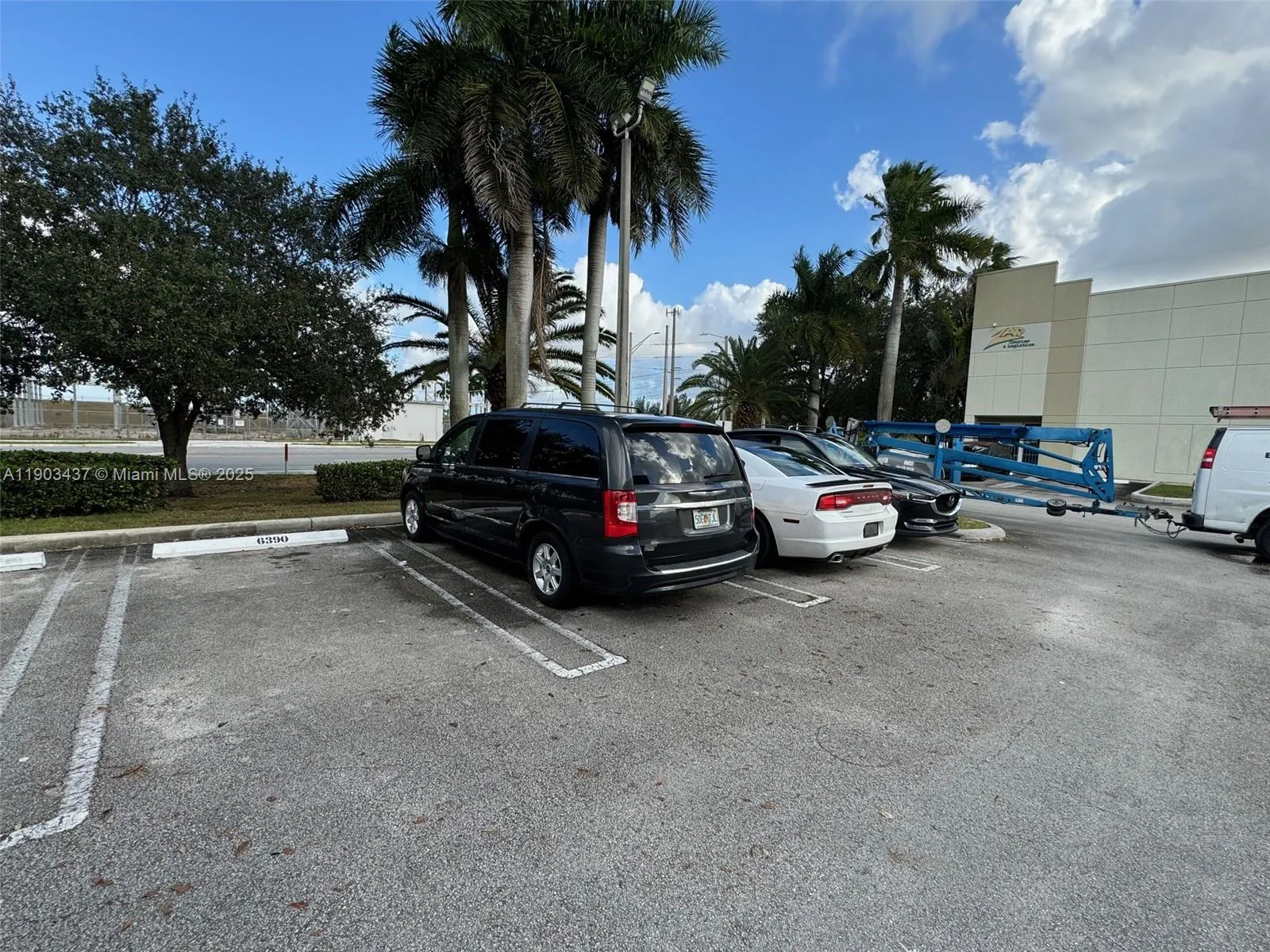 6390 Nw 97th Ave 10, Doral, Florida 33178, Doral, Florida 33178, ,Commercial Lease,For Rent,6390 Nw 97th Ave 10, Doral, Florida 33178,A11903437
