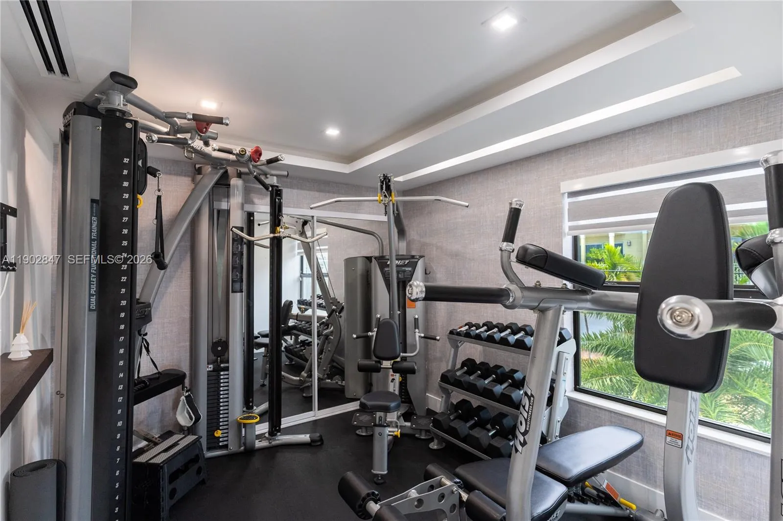 5601 N Ocean Dr, Hollywood, Florida 33019, Hollywood, Florida 33019, 5 Bedrooms Bedrooms, ,3 BathroomsBathrooms,Residential,For Sale,5601 N Ocean Dr, Hollywood, Florida 33019,A11902847