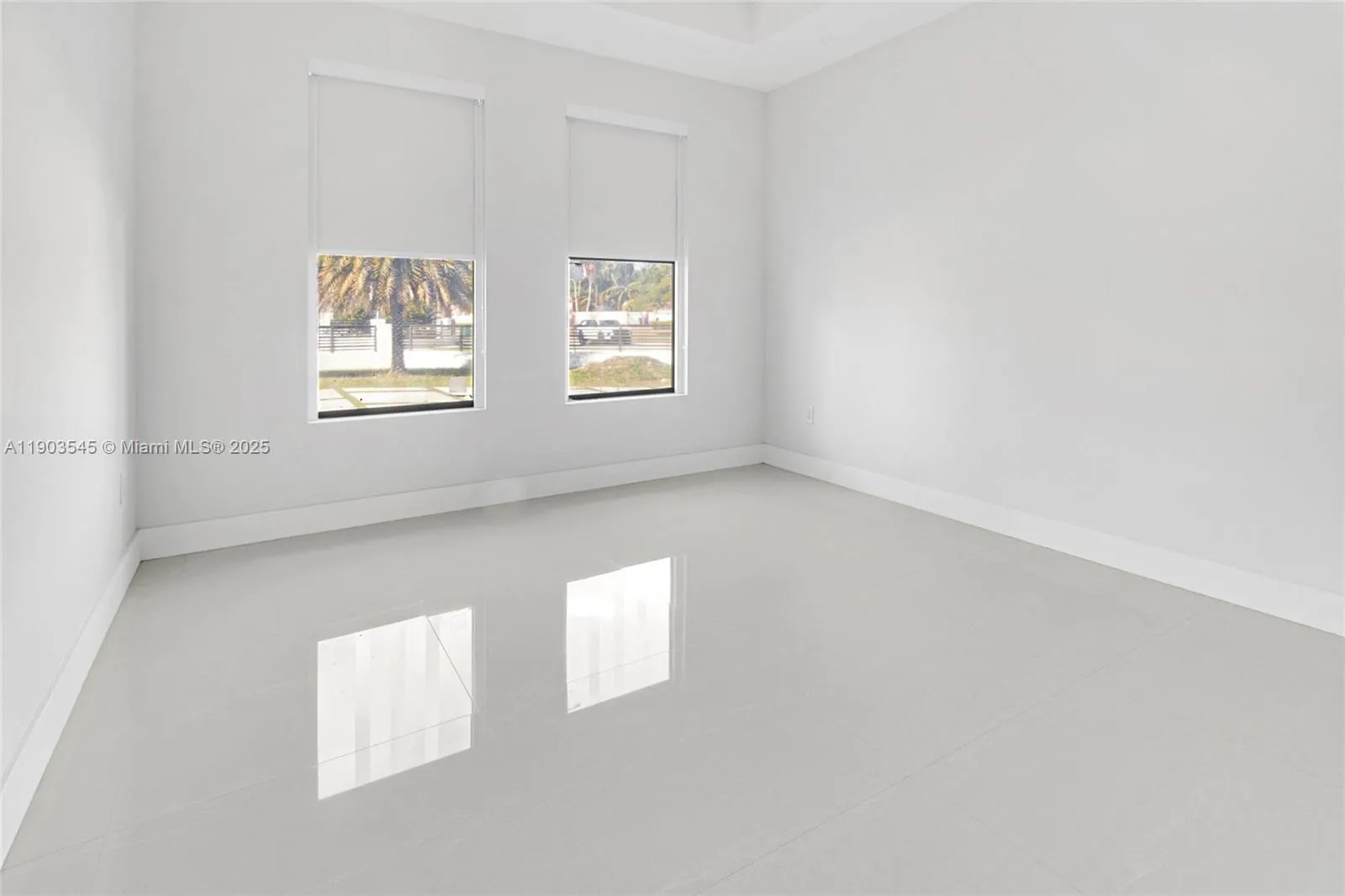 12890 Nw 2nd St, Miami, Florida 33182, Miami, Florida 33182, 7 Bedrooms Bedrooms, ,5 BathroomsBathrooms,Residential,For Sale,12890 Nw 2nd St, Miami, Florida 33182,A11903545