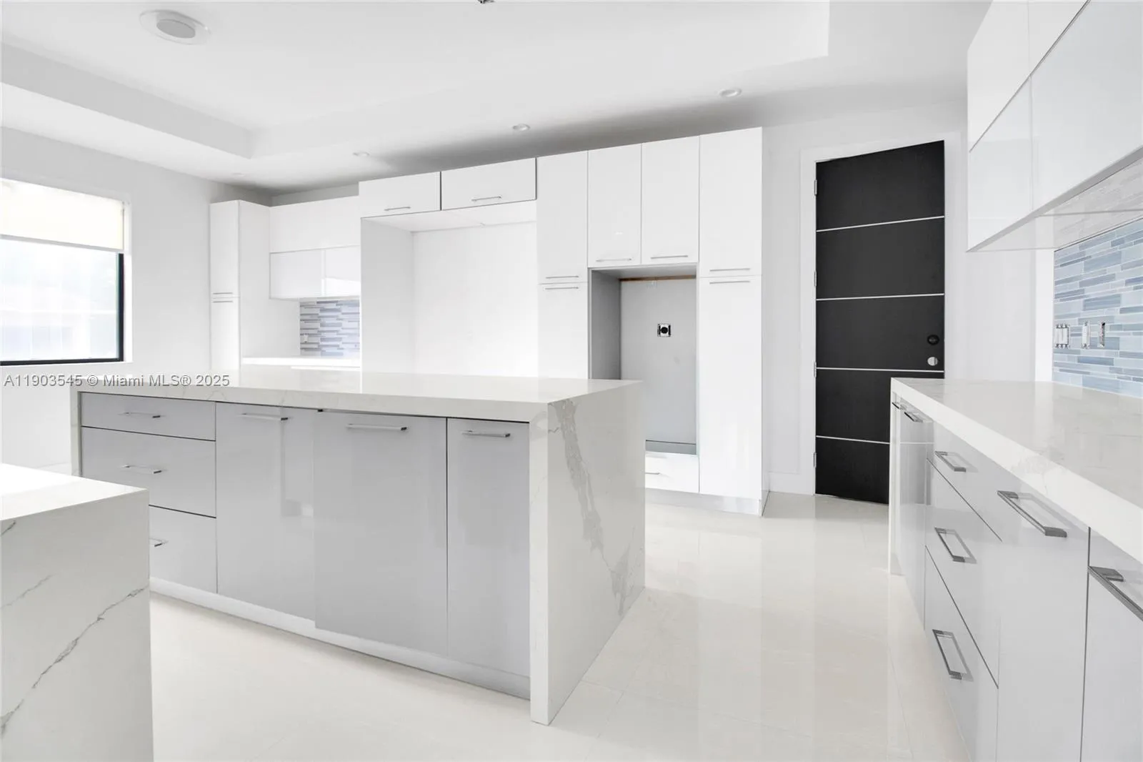 12890 Nw 2nd St, Miami, Florida 33182, Miami, Florida 33182, 7 Bedrooms Bedrooms, ,5 BathroomsBathrooms,Residential,For Sale,12890 Nw 2nd St, Miami, Florida 33182,A11903545