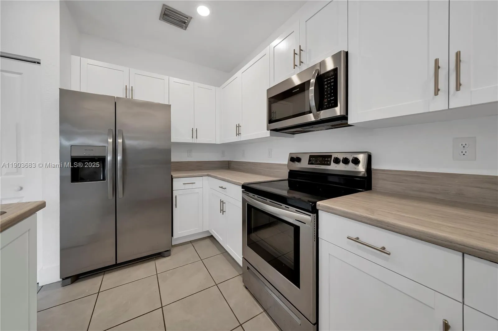 18320 Sw 148th Rd, Miami, Florida 33187, Miami, Florida 33187, 3 Bedrooms Bedrooms, ,2 BathroomsBathrooms,Residential,For Sale,18320 Sw 148th Rd, Miami, Florida 33187,A11903683