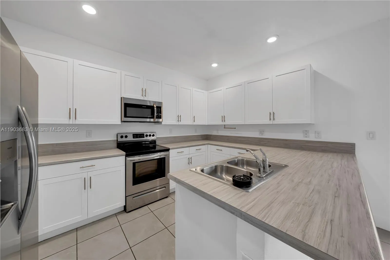 18320 Sw 148th Rd, Miami, Florida 33187, Miami, Florida 33187, 3 Bedrooms Bedrooms, ,2 BathroomsBathrooms,Residential,For Sale,18320 Sw 148th Rd, Miami, Florida 33187,A11903683