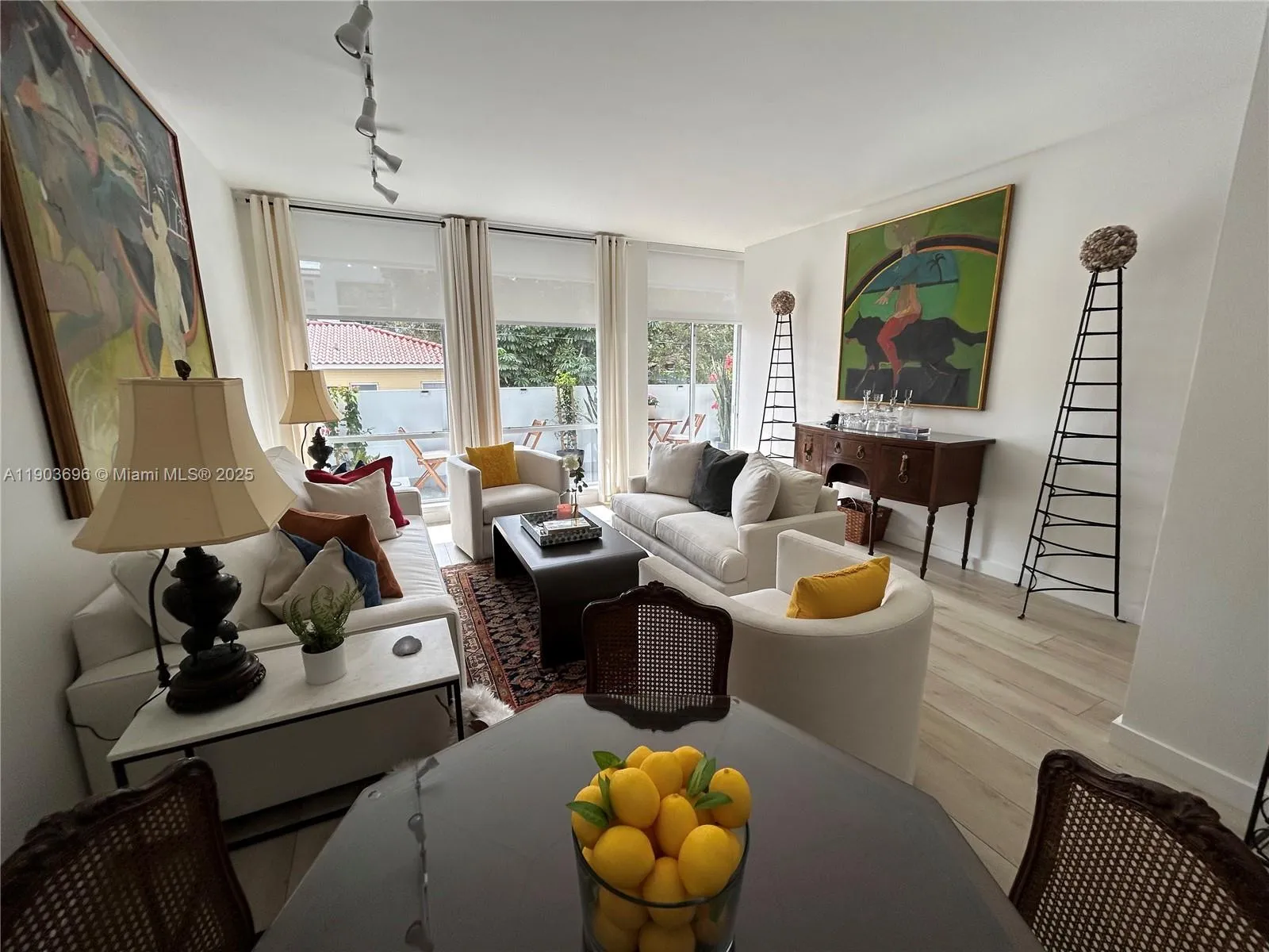 Coral Gables, Florida 33134, 1 Bedroom Bedrooms, ,1 BathroomBathrooms,Residential Lease,For Rent,A11903696