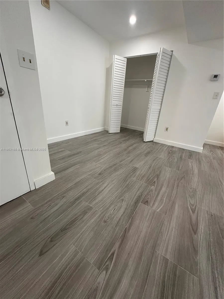 7705 Sw 86th St B-315, Miami, Florida 33143, Miami, Florida 33143, 2 Bedrooms Bedrooms, ,2 BathroomsBathrooms,Residential,For Sale,7705 Sw 86th St B-315, Miami, Florida 33143,A11903188