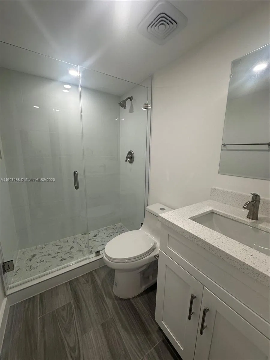 7705 Sw 86th St B-315, Miami, Florida 33143, Miami, Florida 33143, 2 Bedrooms Bedrooms, ,2 BathroomsBathrooms,Residential,For Sale,7705 Sw 86th St B-315, Miami, Florida 33143,A11903188
