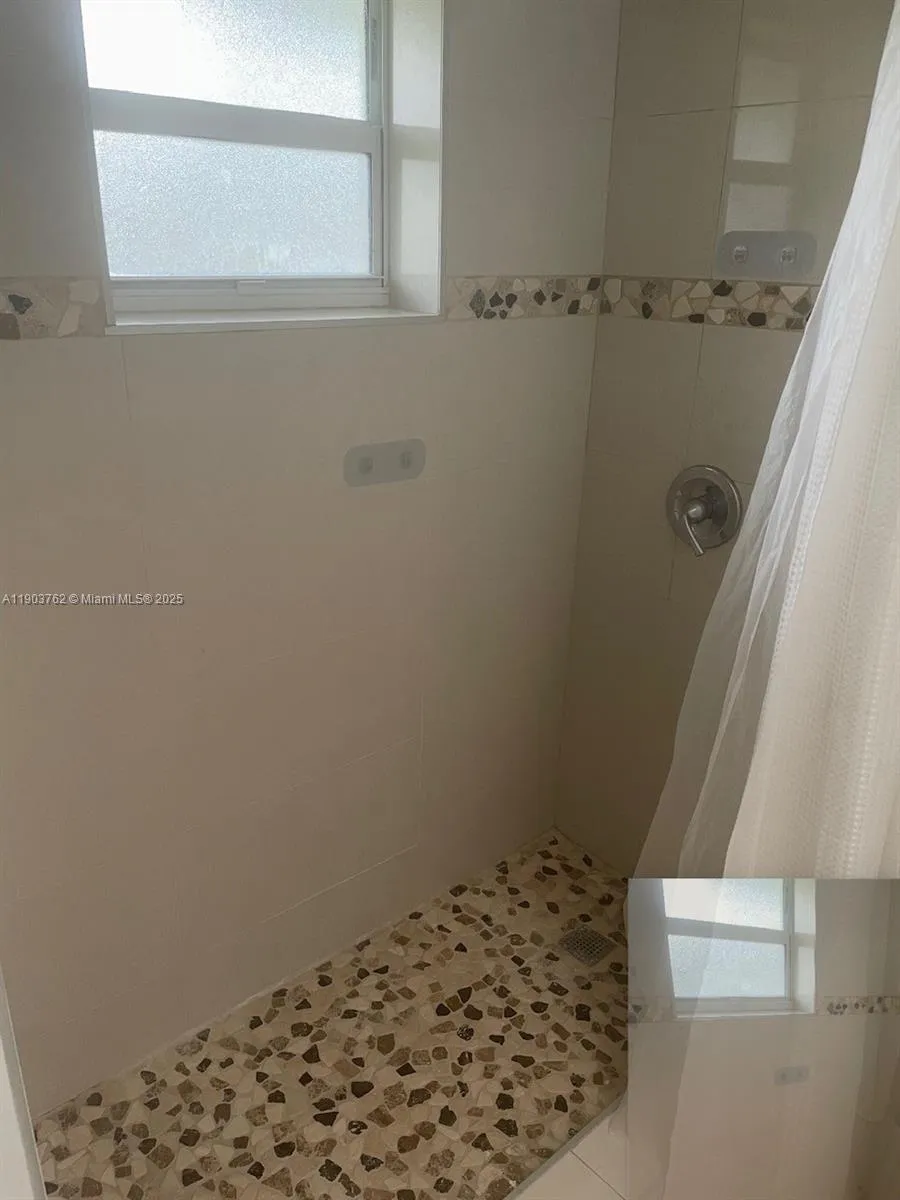 9422 Sw 127th Ave, Miami, Florida 33186, Miami, Florida 33186, 3 Bedrooms Bedrooms, 3 Rooms Rooms,2 BathroomsBathrooms,Residential,For Sale,9422 Sw 127th Ave, Miami, Florida 33186,A11903762