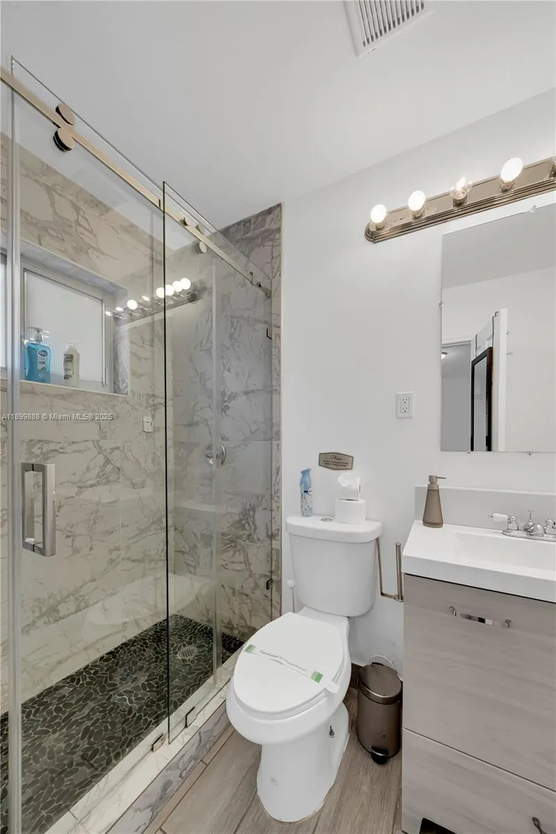 3181 Nw 5th Ave, Miami, Florida 33127, Miami, Florida 33127, ,Residential Income,For Sale,3181 Nw 5th Ave, Miami, Florida 33127,A11899888