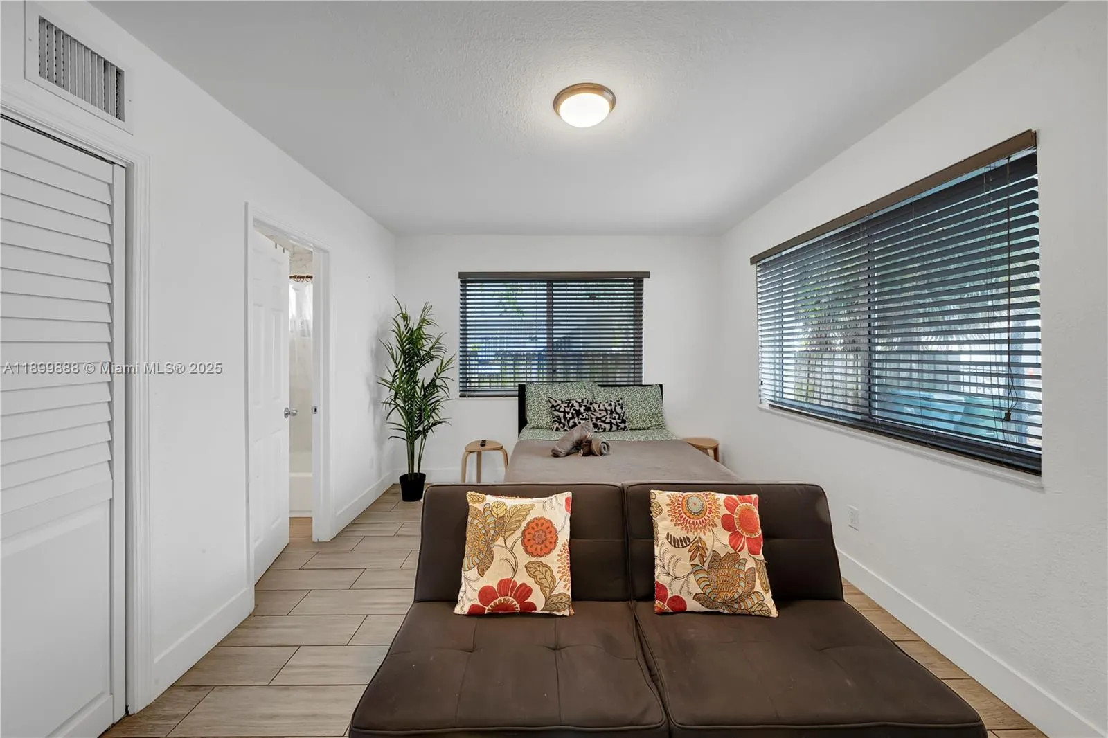 3181 Nw 5th Ave, Miami, Florida 33127, Miami, Florida 33127, ,Residential Income,For Sale,3181 Nw 5th Ave, Miami, Florida 33127,A11899888