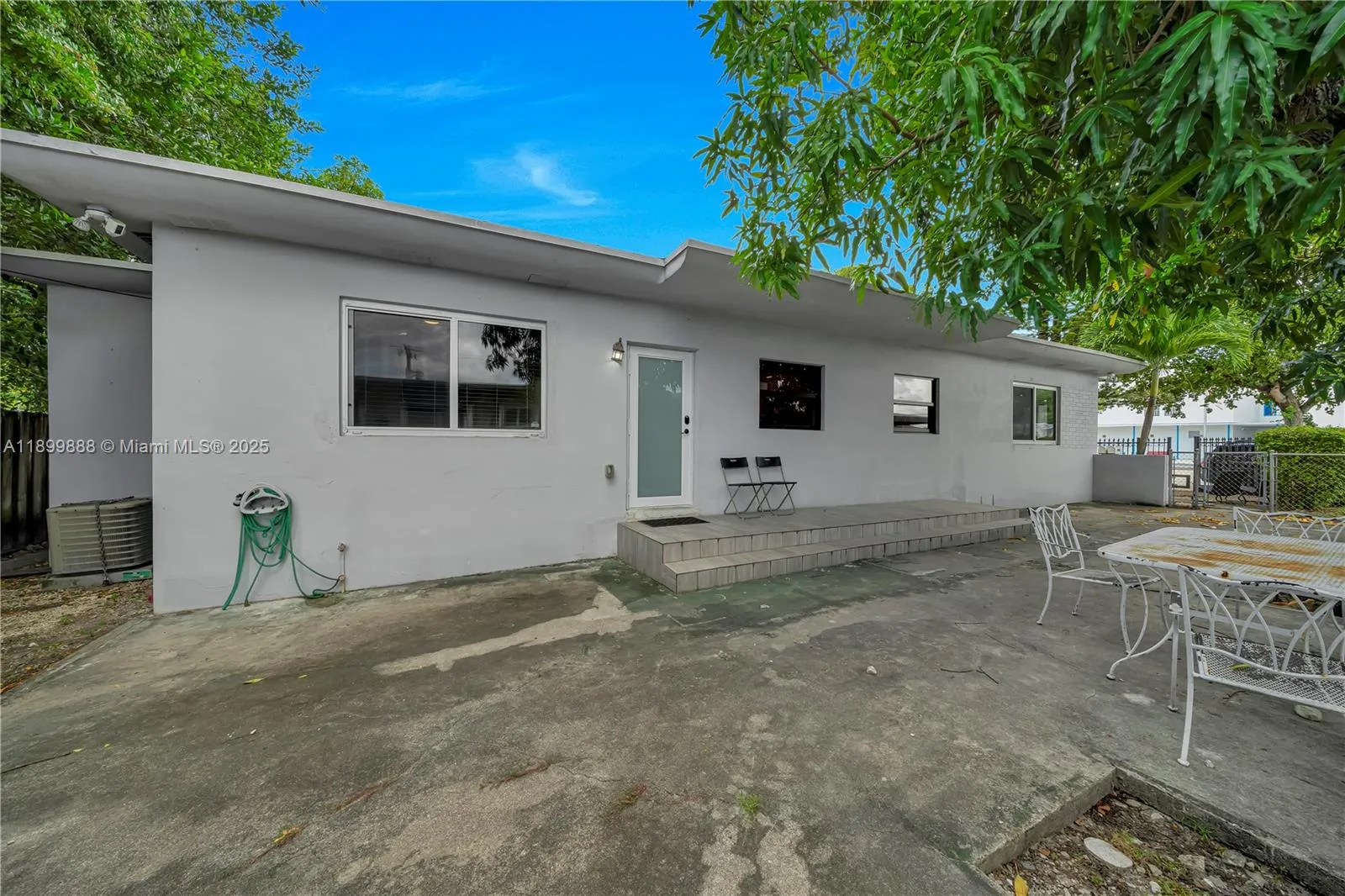 3181 Nw 5th Ave, Miami, Florida 33127, Miami, Florida 33127, ,Residential Income,For Sale,3181 Nw 5th Ave, Miami, Florida 33127,A11899888