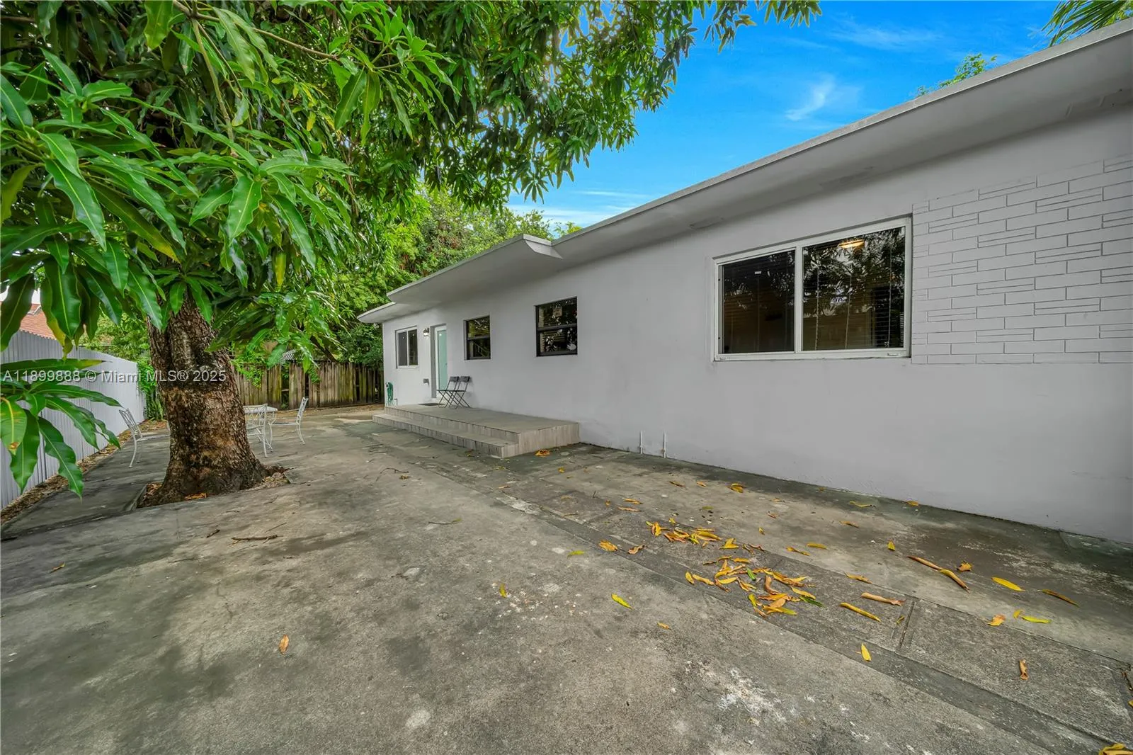 3181 Nw 5th Ave, Miami, Florida 33127, Miami, Florida 33127, ,Residential Income,For Sale,3181 Nw 5th Ave, Miami, Florida 33127,A11899888