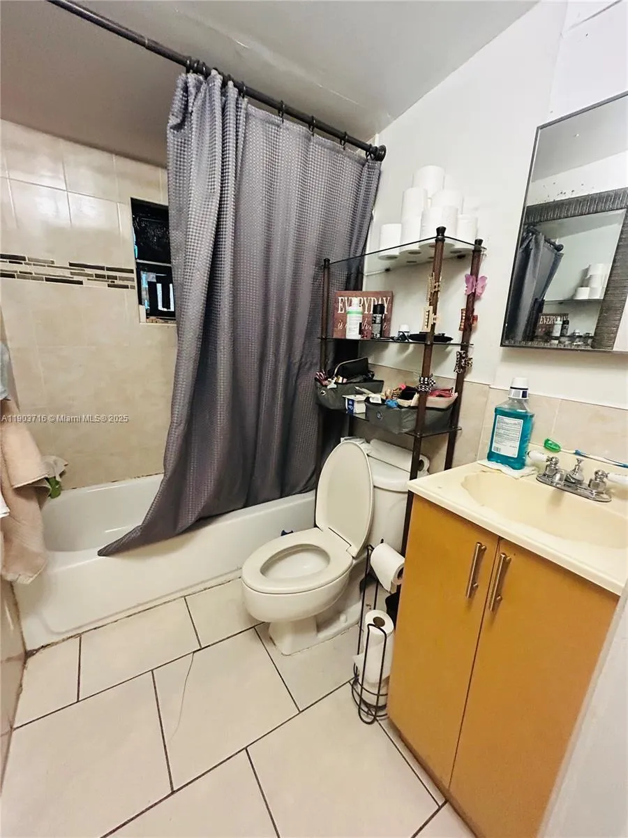 244 Sw 36th Ave, Miami, Florida 33135, Miami, Florida 33135, ,Residential Income,For Sale,244 Sw 36th Ave, Miami, Florida 33135,A11903716