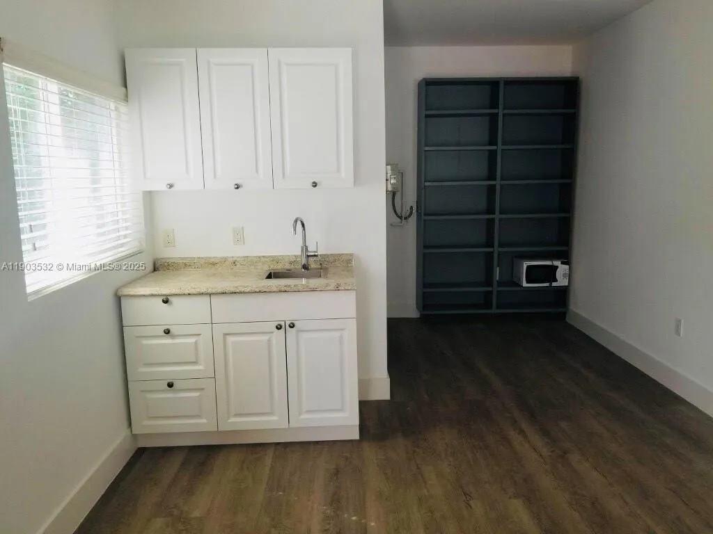 976 Nw 6th St, Miami, Florida 33136, Miami, Florida 33136, ,Commercial Sale,For Sale,976 Nw 6th St, Miami, Florida 33136,A11903532