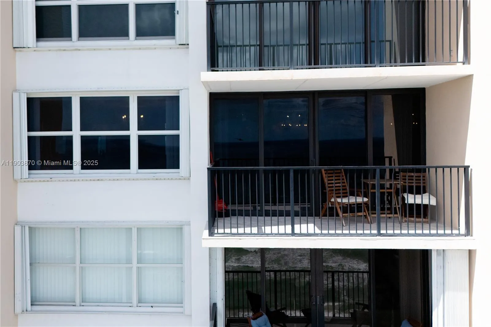 2101 S Ocean Dr 2002, Hollywood, Florida 33019, Hollywood, Florida 33019, 1 Bedroom Bedrooms, ,2 BathroomsBathrooms,Residential Lease,For Rent,2101 S Ocean Dr 2002, Hollywood, Florida 33019,A11903870