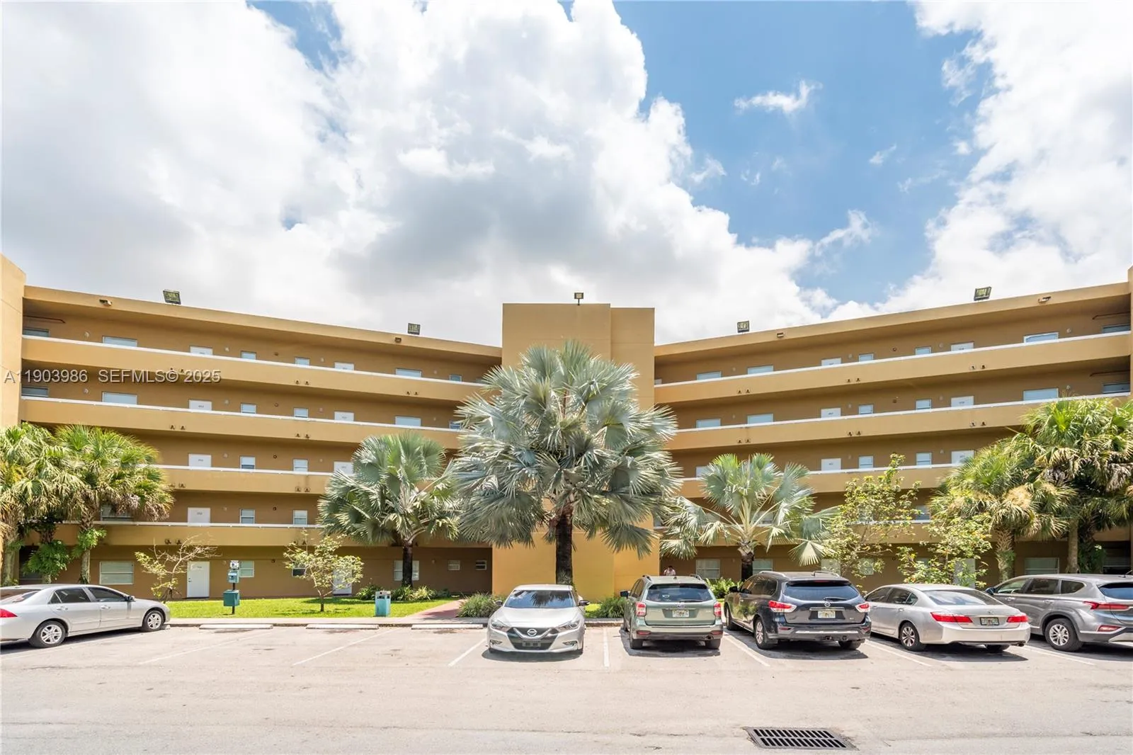 4137 Stirling Rd 304, Dania Beach, Florida 33314, Dania Beach, Florida 33314, 1 Bedroom Bedrooms, ,1 BathroomBathrooms,Residential Lease,For Rent,4137 Stirling Rd 304, Dania Beach, Florida 33314,A11903986