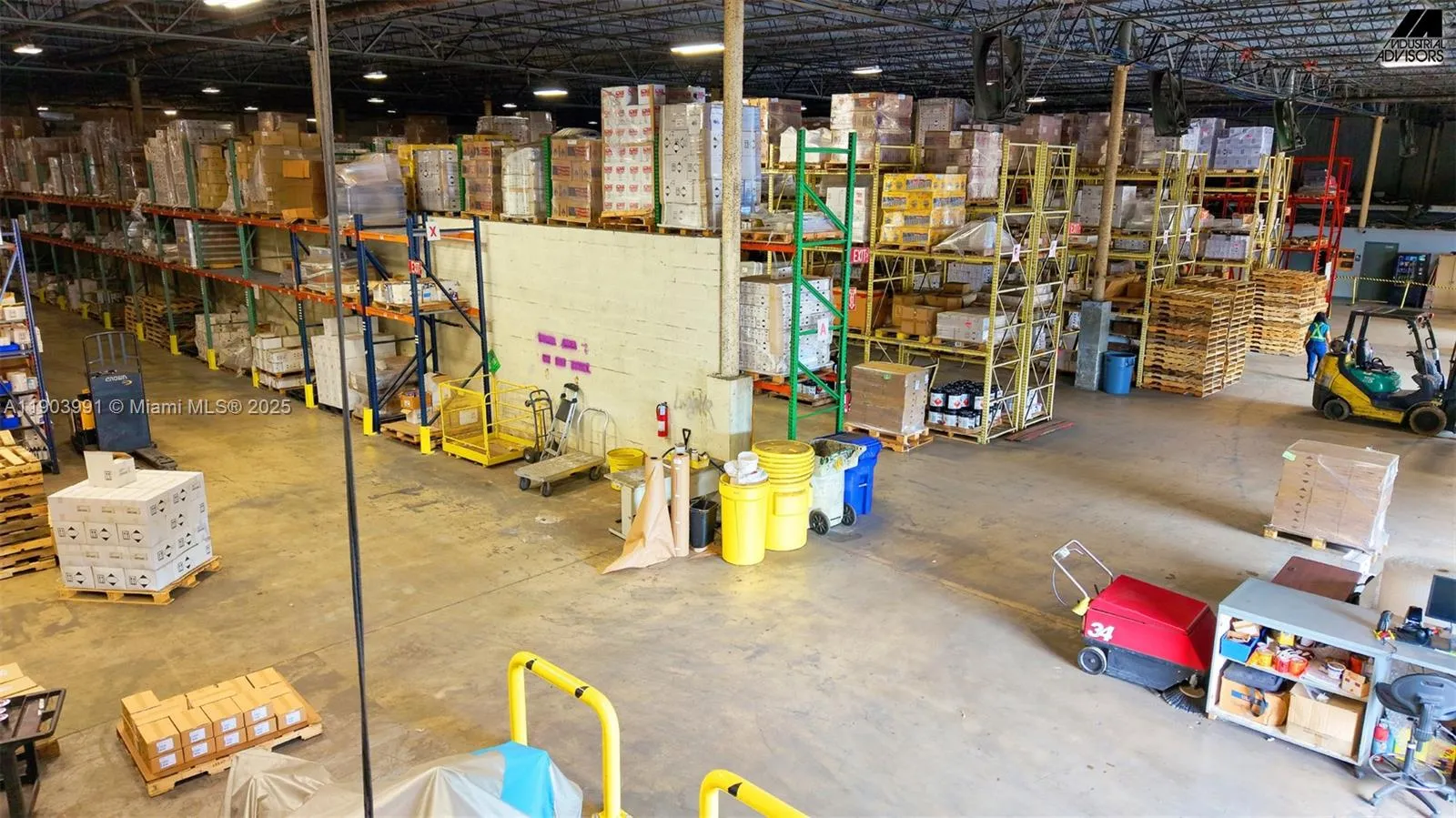 1361 Nw 155th Dr, Miami Gardens, Florida 33169, Miami Gardens, Florida 33169, ,Commercial Lease,For Rent,1361 Nw 155th Dr, Miami Gardens, Florida 33169,A11903991