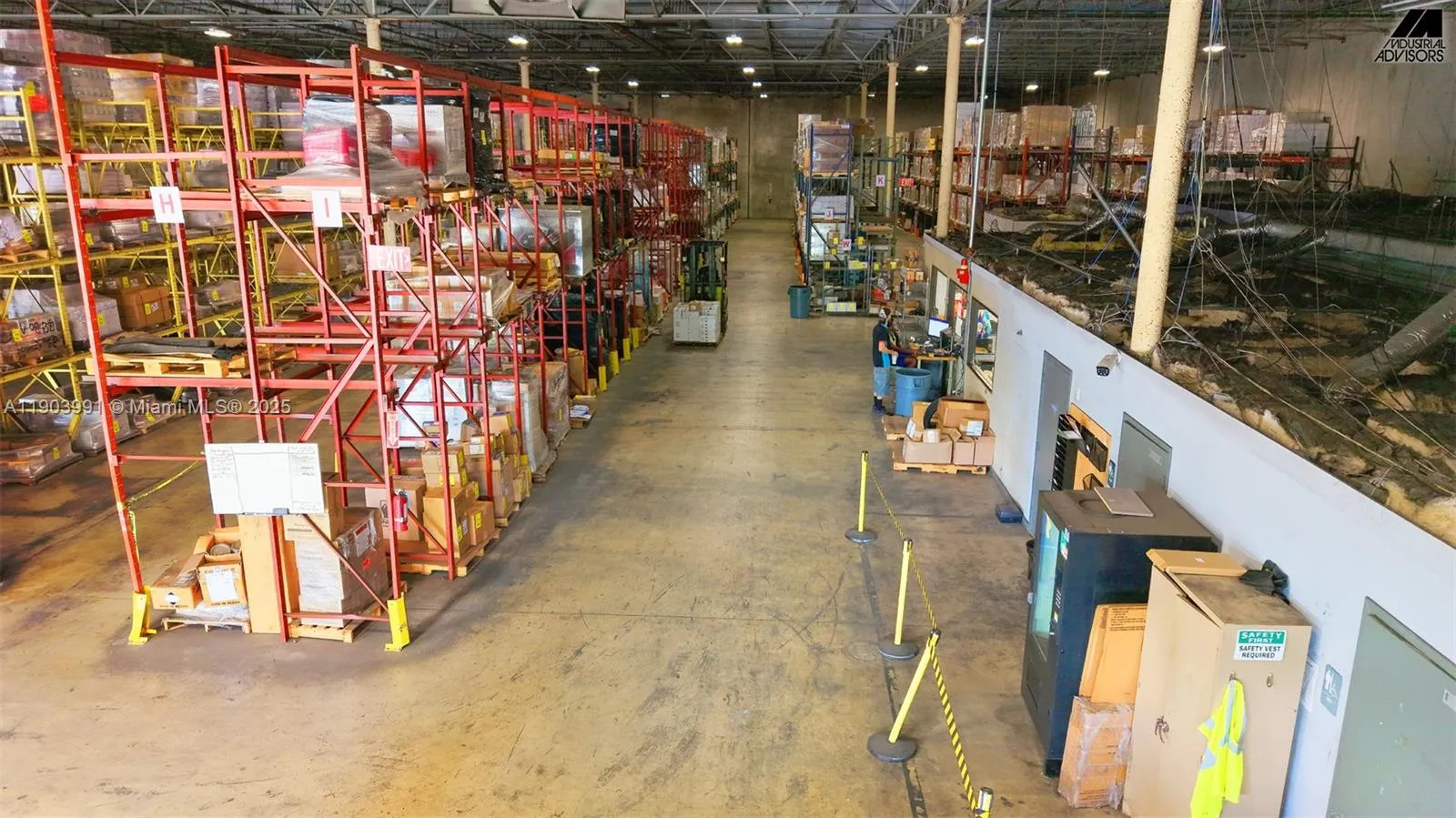 1361 Nw 155th Dr, Miami Gardens, Florida 33169, Miami Gardens, Florida 33169, ,Commercial Lease,For Rent,1361 Nw 155th Dr, Miami Gardens, Florida 33169,A11903991