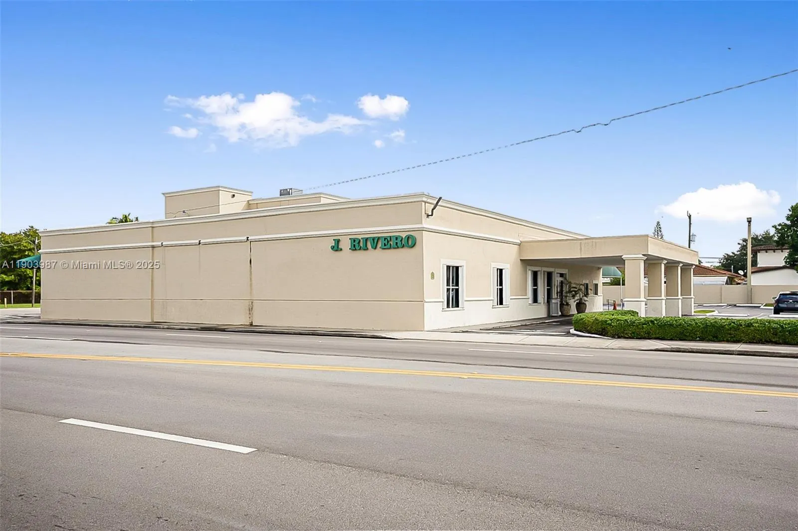 291 Nw 37th Ave, Miami, Florida 33125, Miami, Florida 33125, ,Commercial Sale,For Sale,291 Nw 37th Ave, Miami, Florida 33125,A11903987