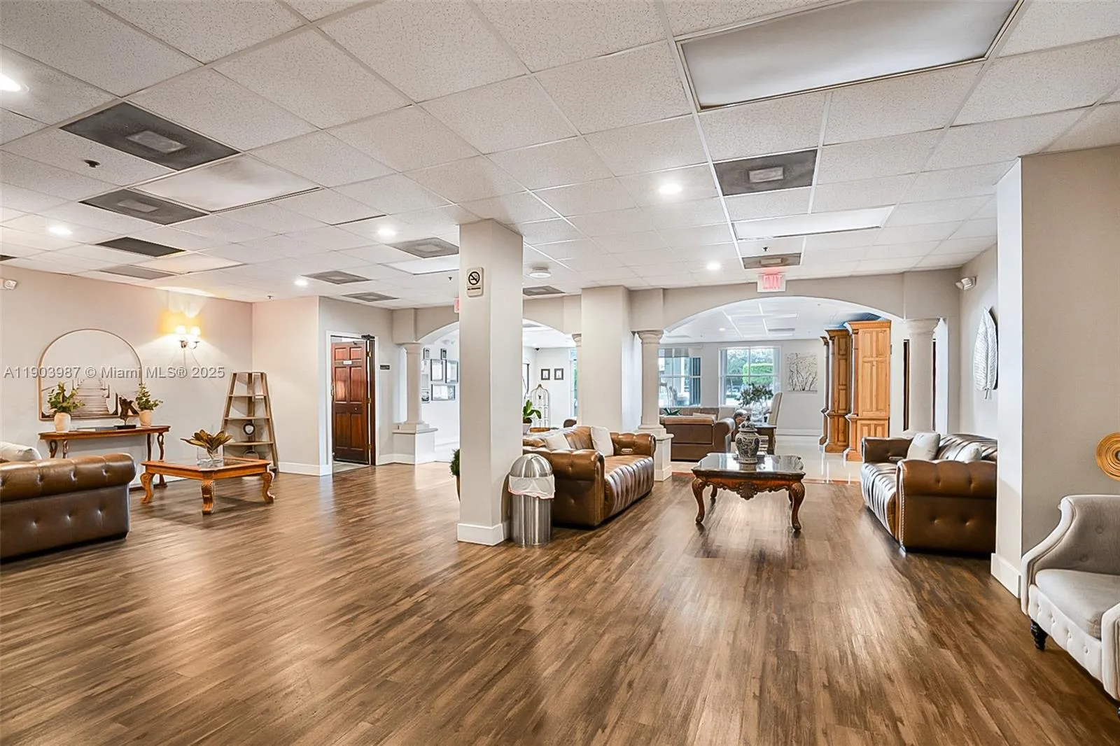 291 Nw 37th Ave, Miami, Florida 33125, Miami, Florida 33125, ,Commercial Sale,For Sale,291 Nw 37th Ave, Miami, Florida 33125,A11903987