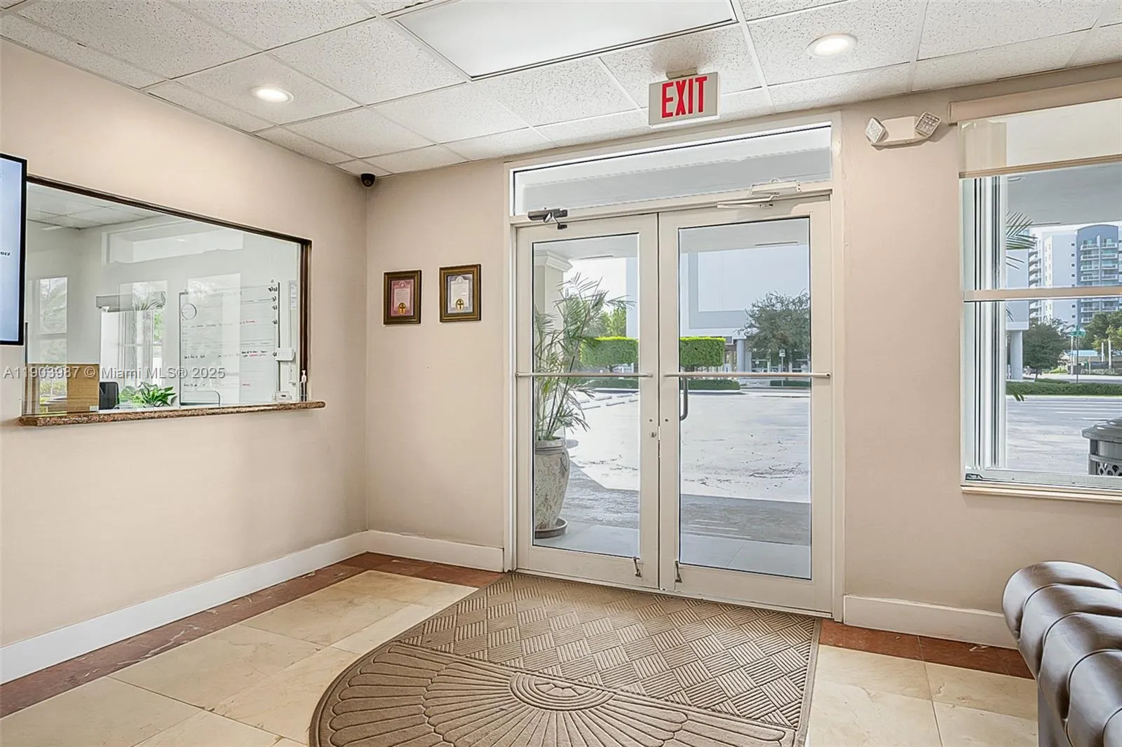 291 Nw 37th Ave, Miami, Florida 33125, Miami, Florida 33125, ,Commercial Sale,For Sale,291 Nw 37th Ave, Miami, Florida 33125,A11903987