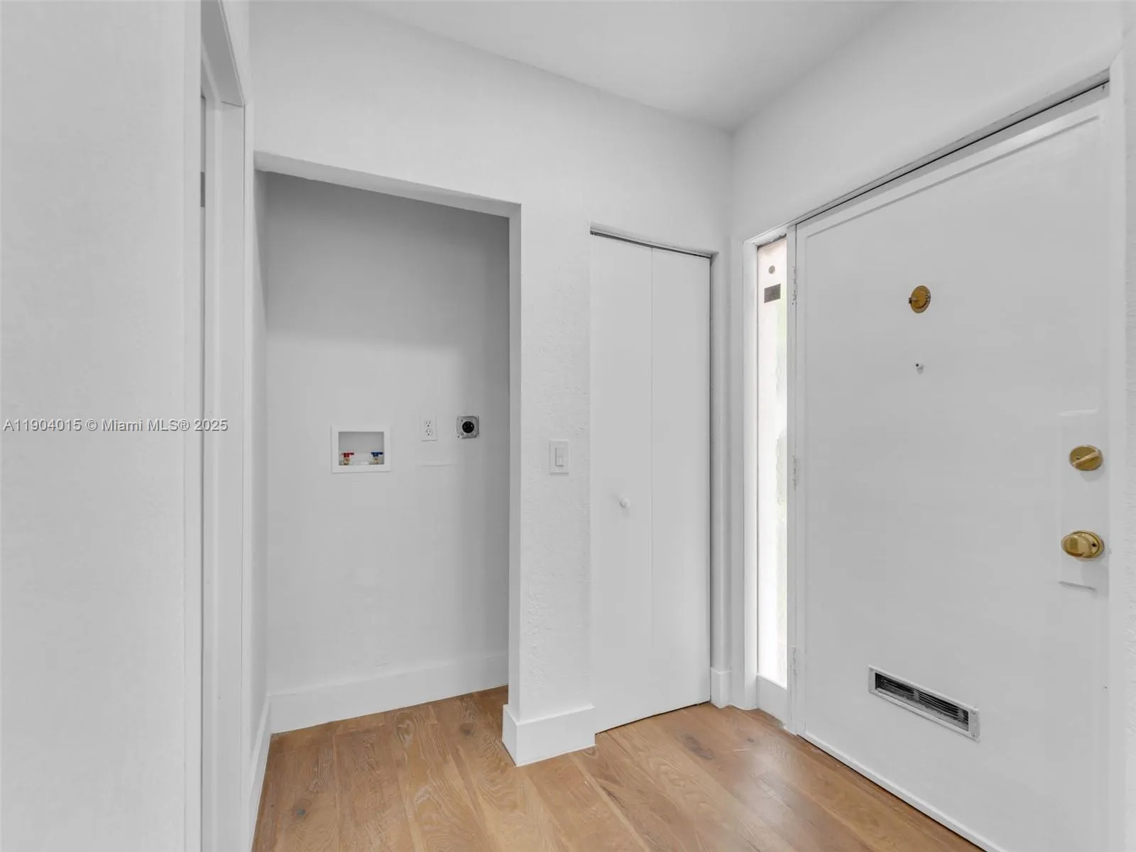 520 Nw 32nd Pl, Miami, Florida 33125, Miami, Florida 33125, ,Residential Income,For Sale,520 Nw 32nd Pl, Miami, Florida 33125,A11904015