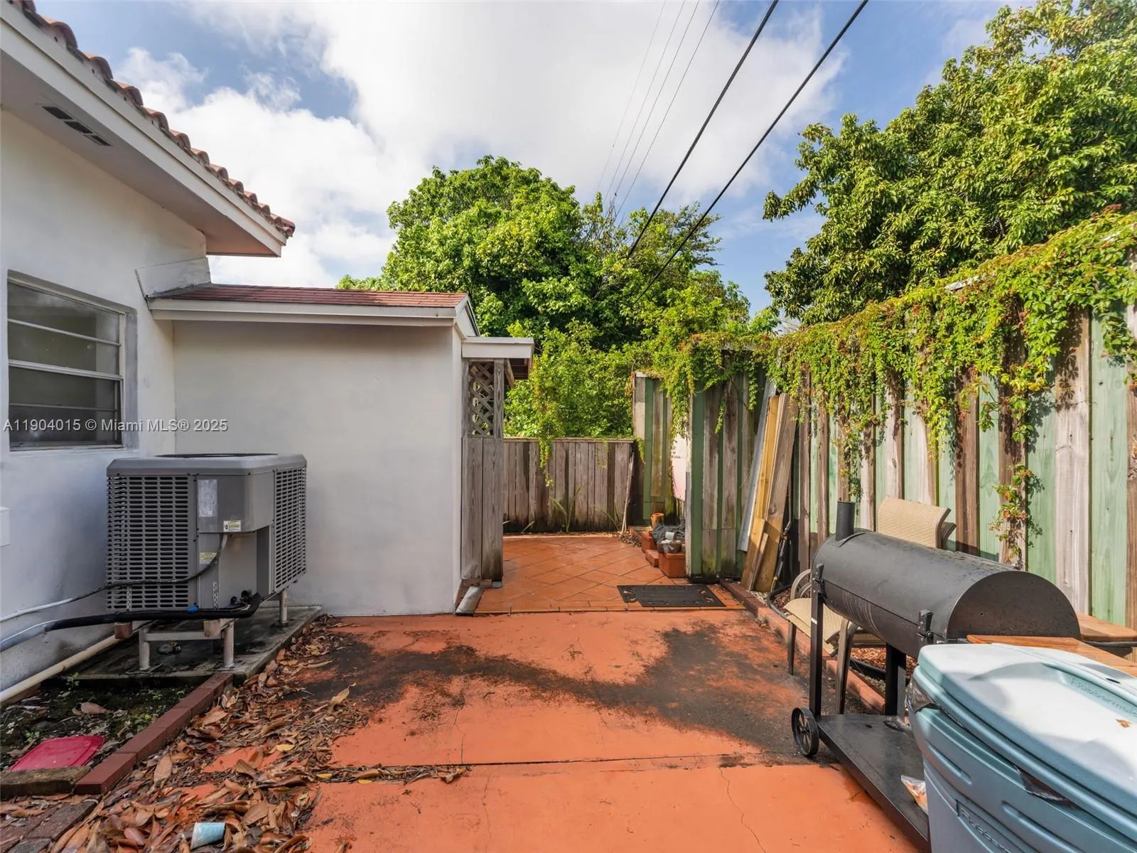 520 Nw 32nd Pl, Miami, Florida 33125, Miami, Florida 33125, ,Residential Income,For Sale,520 Nw 32nd Pl, Miami, Florida 33125,A11904015