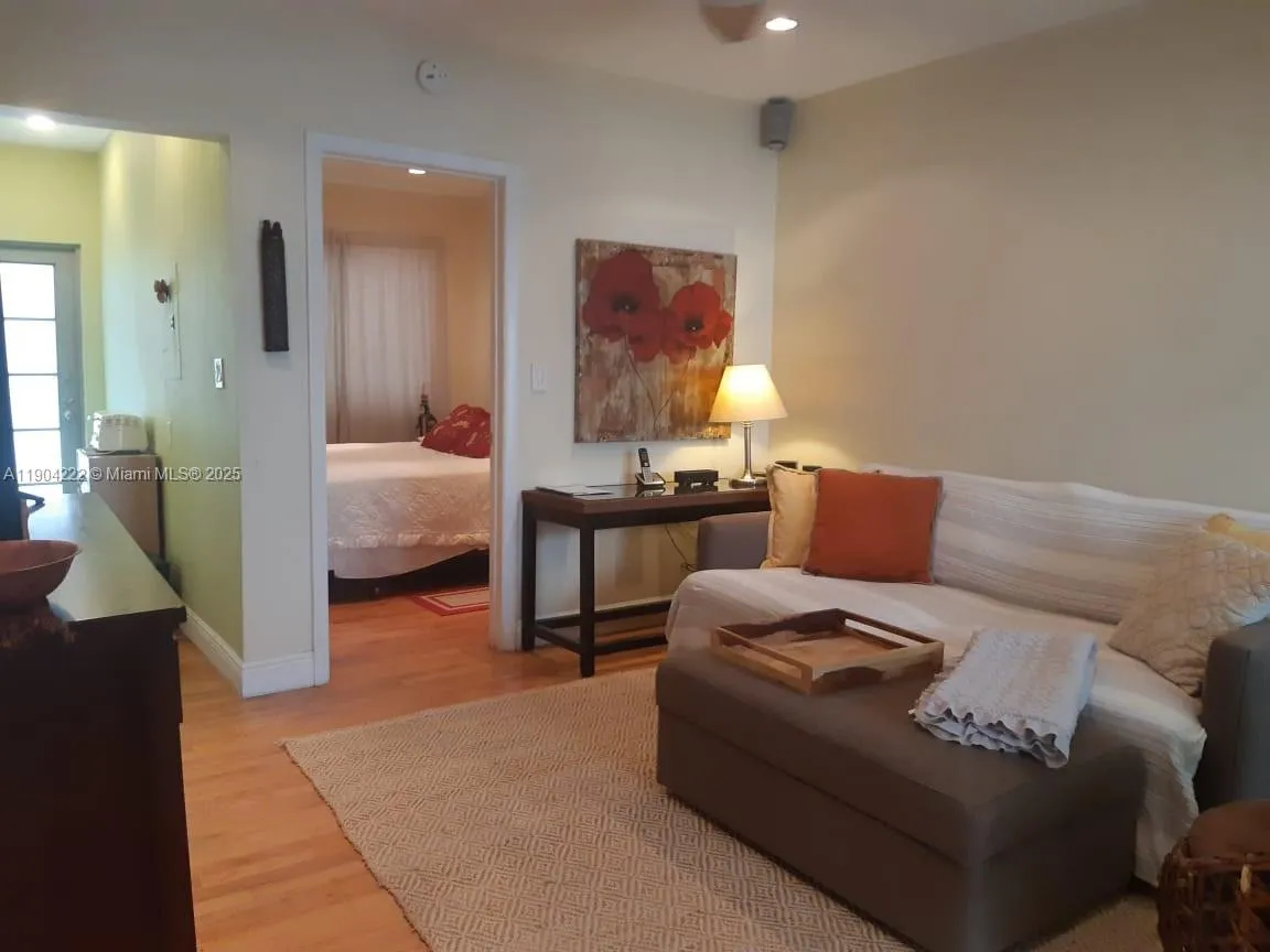 744 Lenox Ave 3, Miami Beach, Florida 33139, Miami Beach, Florida 33139, 1 Bedroom Bedrooms, ,1 BathroomBathrooms,Residential Lease,For Rent,744 Lenox Ave 3, Miami Beach, Florida 33139,A11904222