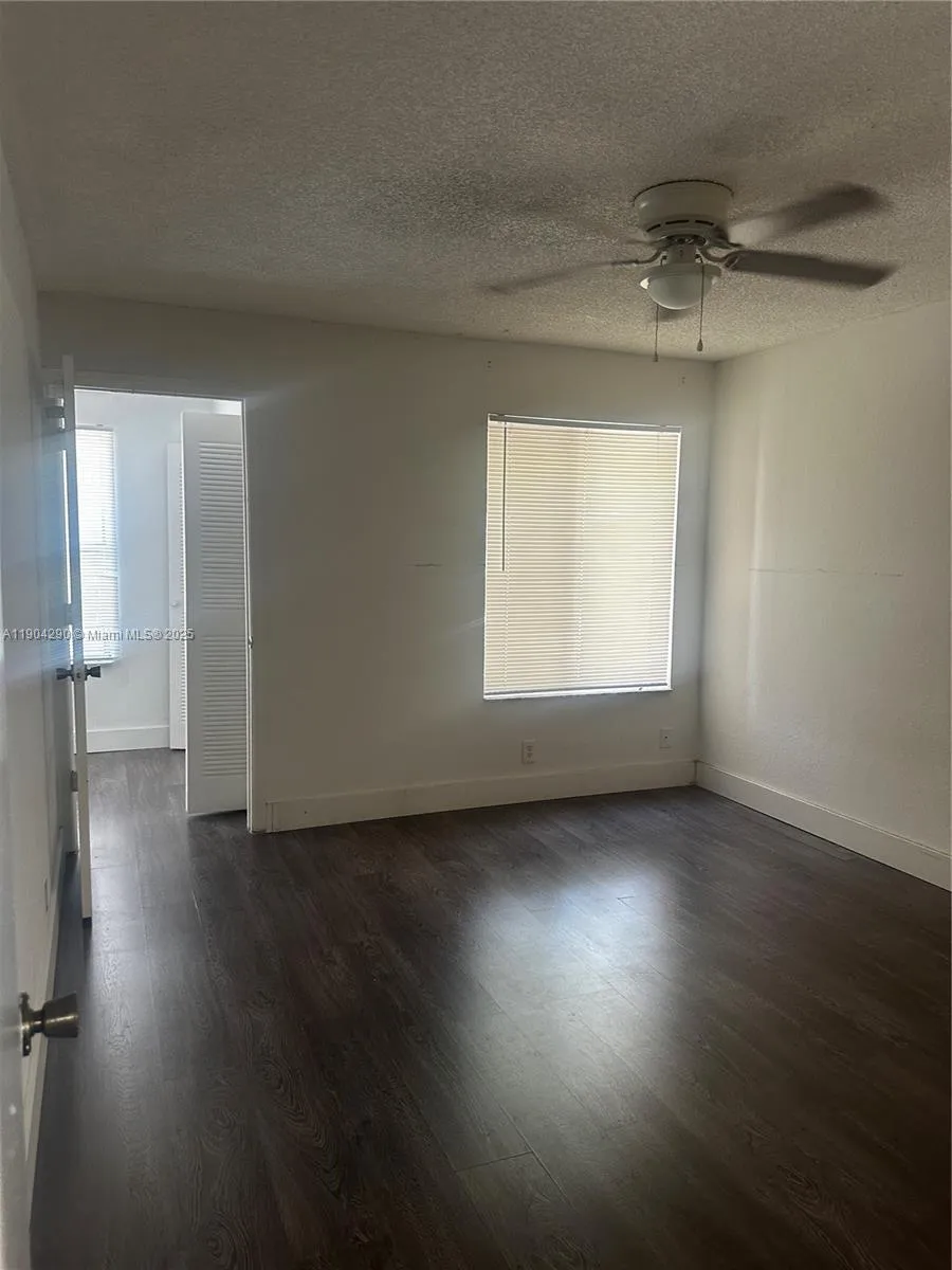 3360 N Pinewalk Dr N 1325, Margate, Florida 33063, Margate, Florida 33063, 1 Bedroom Bedrooms, ,1 BathroomBathrooms,Residential Lease,For Rent,3360 N Pinewalk Dr N 1325, Margate, Florida 33063,A11904290
