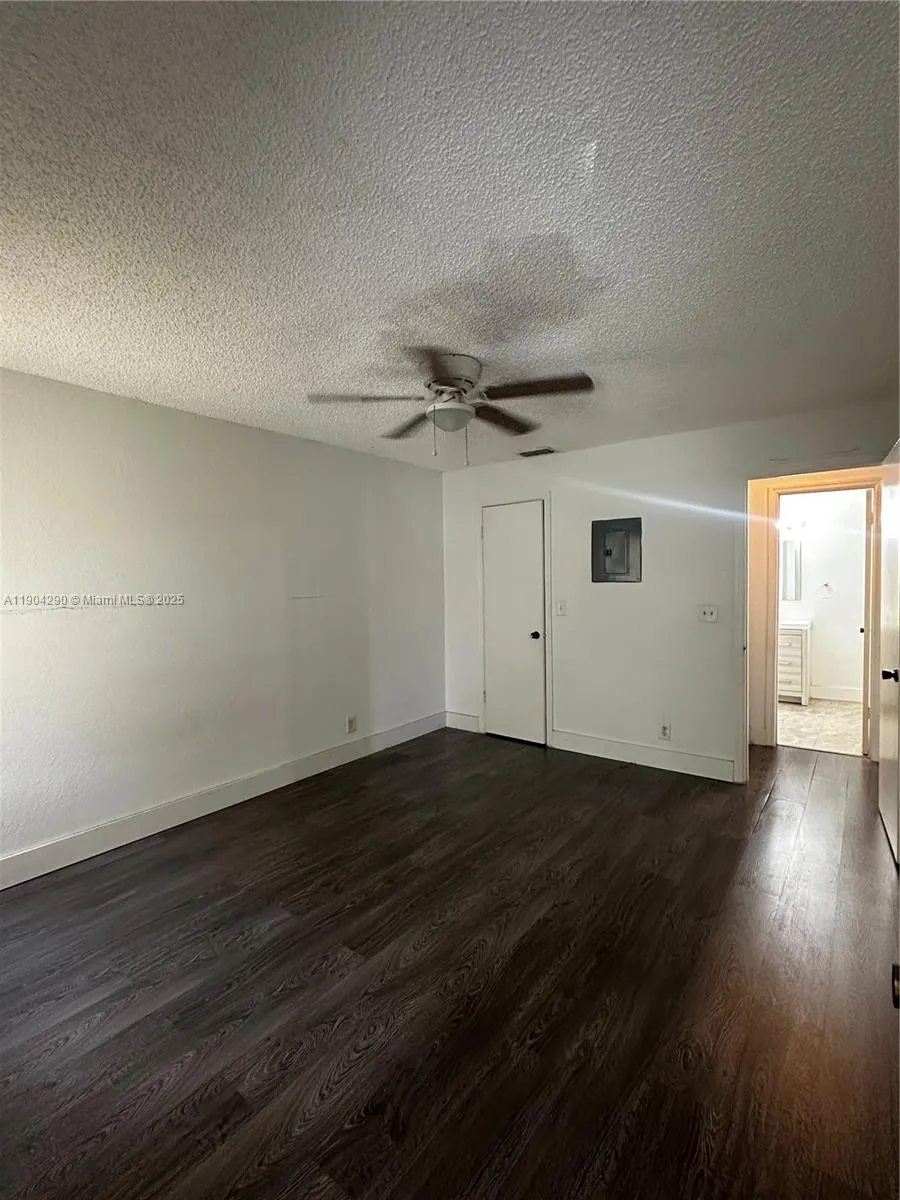 3360 N Pinewalk Dr N 1325, Margate, Florida 33063, Margate, Florida 33063, 1 Bedroom Bedrooms, ,1 BathroomBathrooms,Residential Lease,For Rent,3360 N Pinewalk Dr N 1325, Margate, Florida 33063,A11904290
