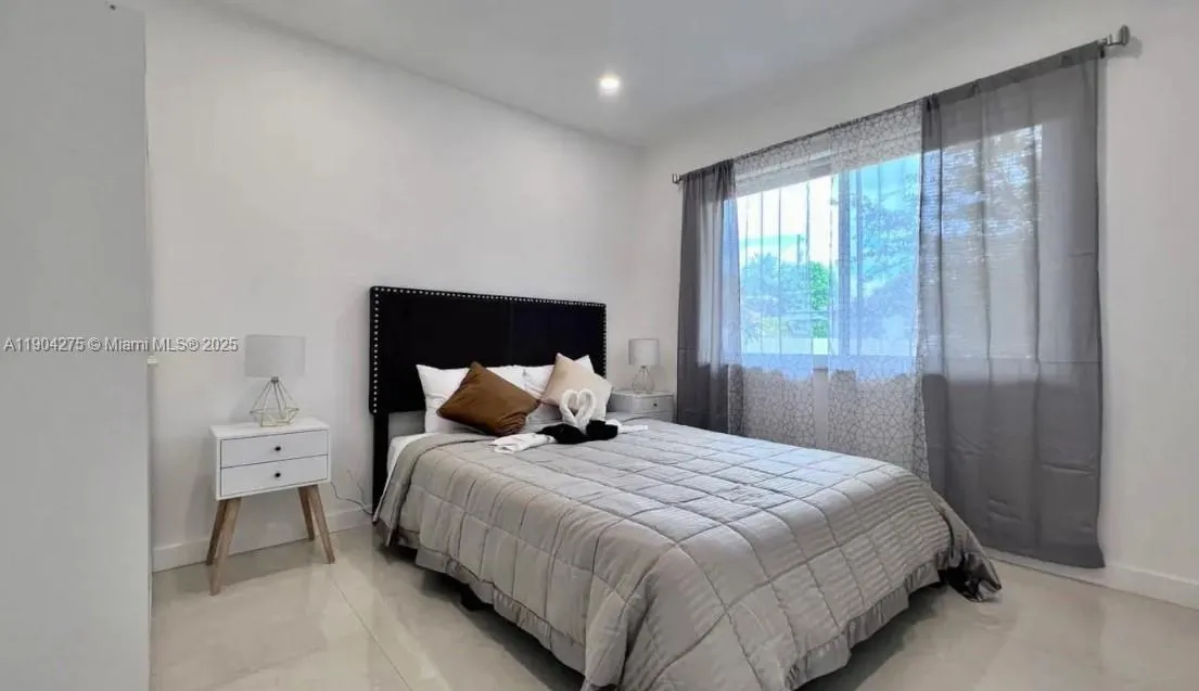 2201 Greene St, Hollywood, Florida 33020, Hollywood, Florida 33020, ,Commercial Sale,For Sale,2201 Greene St, Hollywood, Florida 33020,A11904275