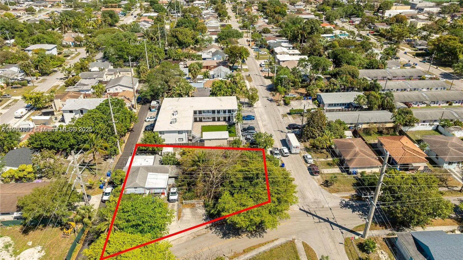 1309 N 24th Ave, Hollywood, Florida 33020, Hollywood, Florida 33020, ,Residential Income,For Sale,1309 N 24th Ave, Hollywood, Florida 33020,A11902829